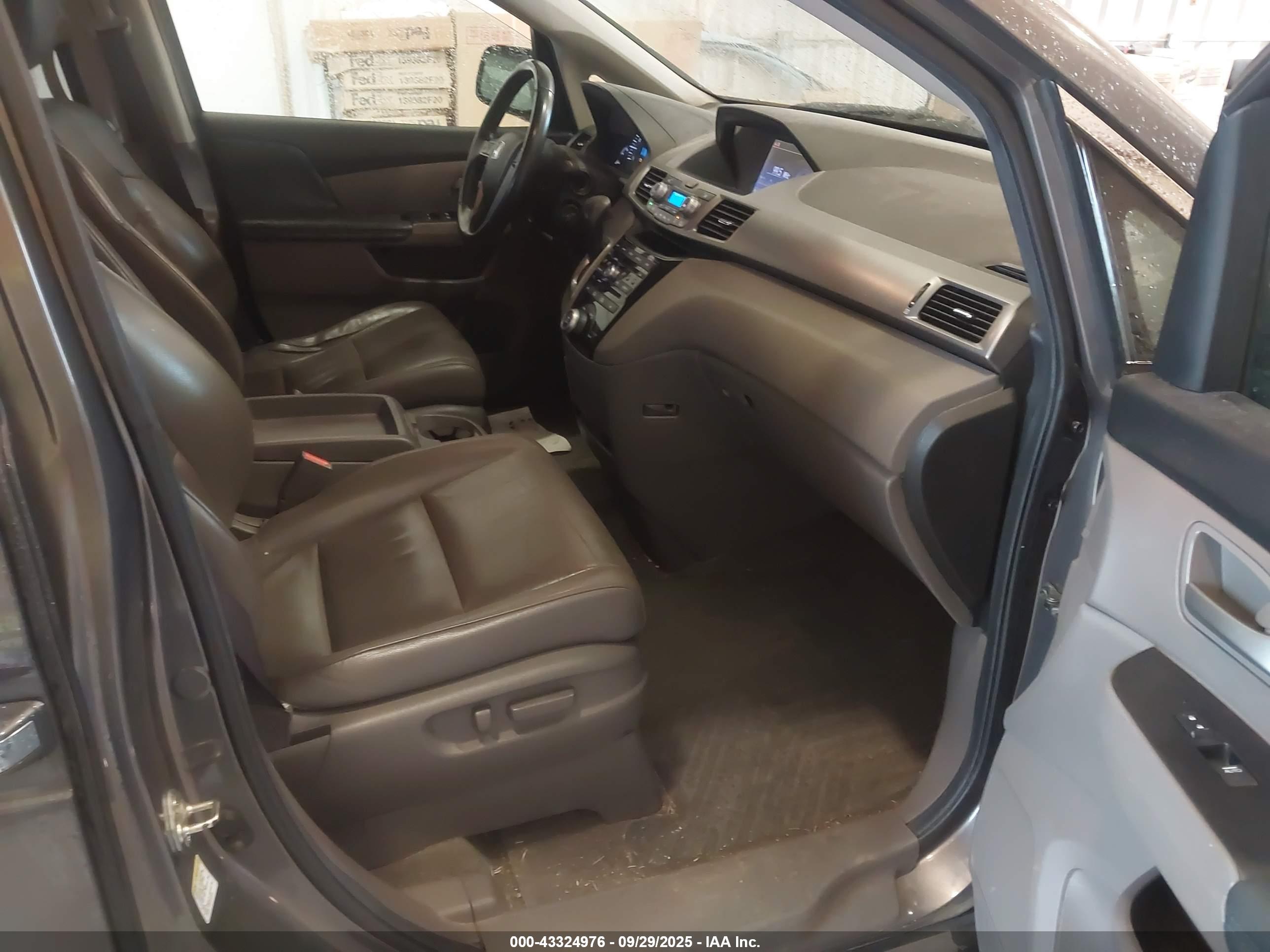 HONDA ODYSSEY image 5