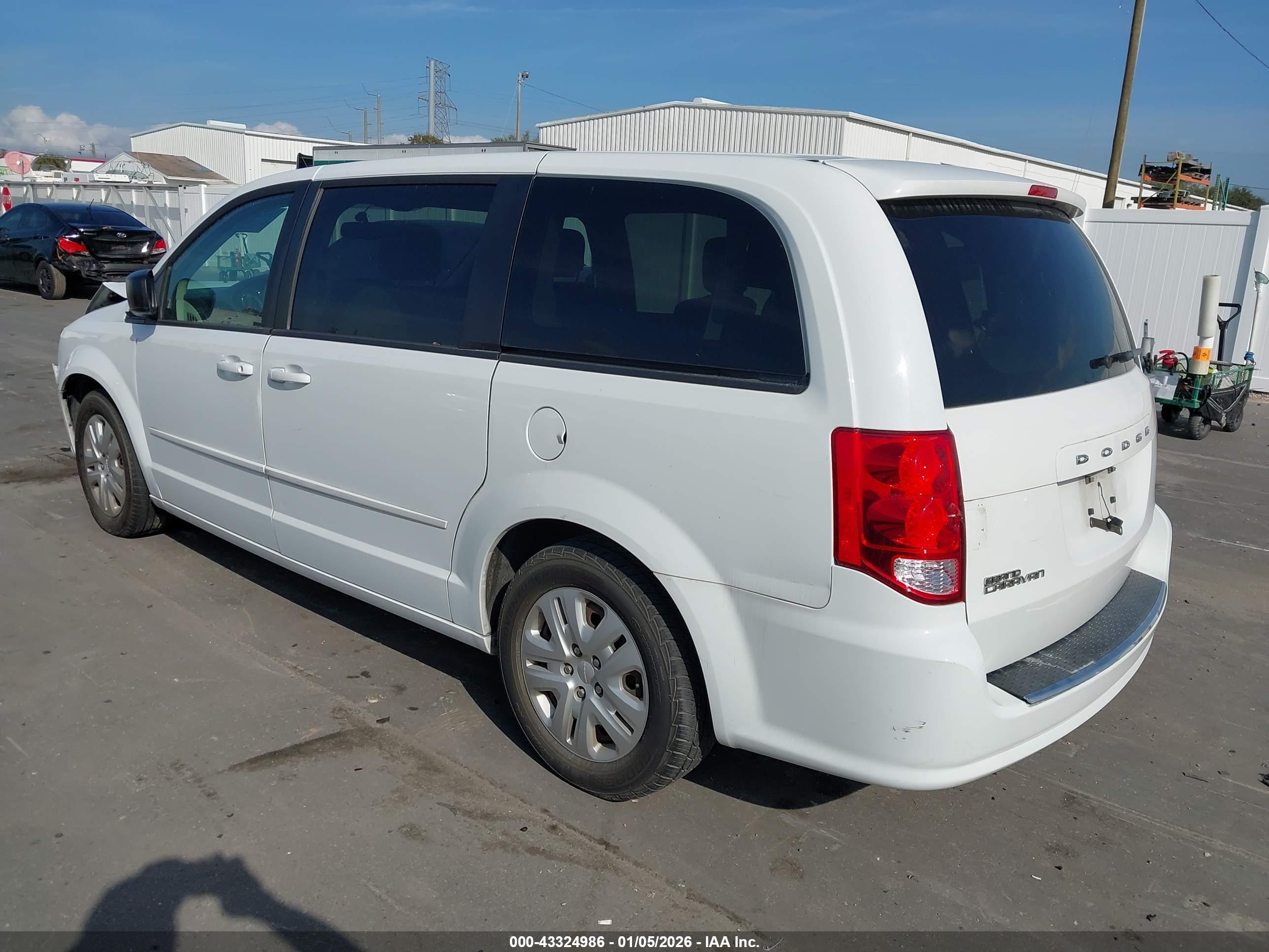 DODGE GRAND image 3