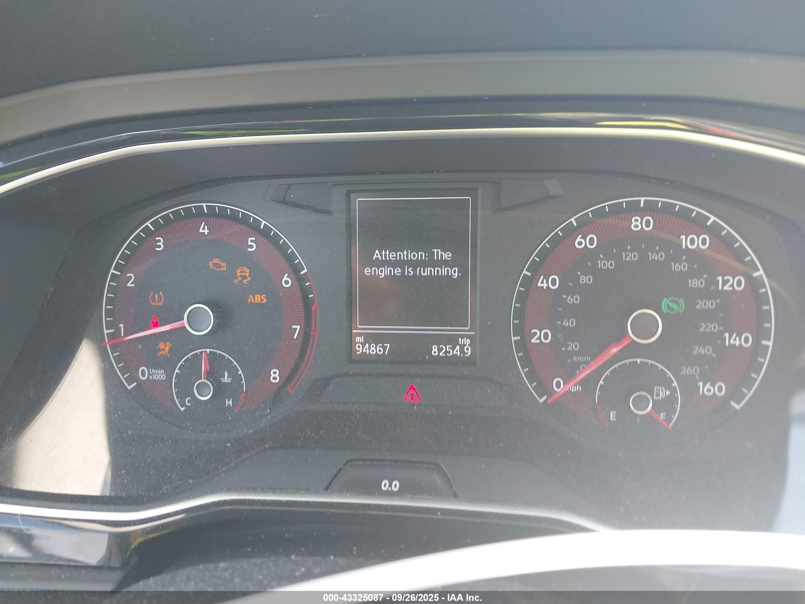 VOLKSWAGEN JETTA image 7