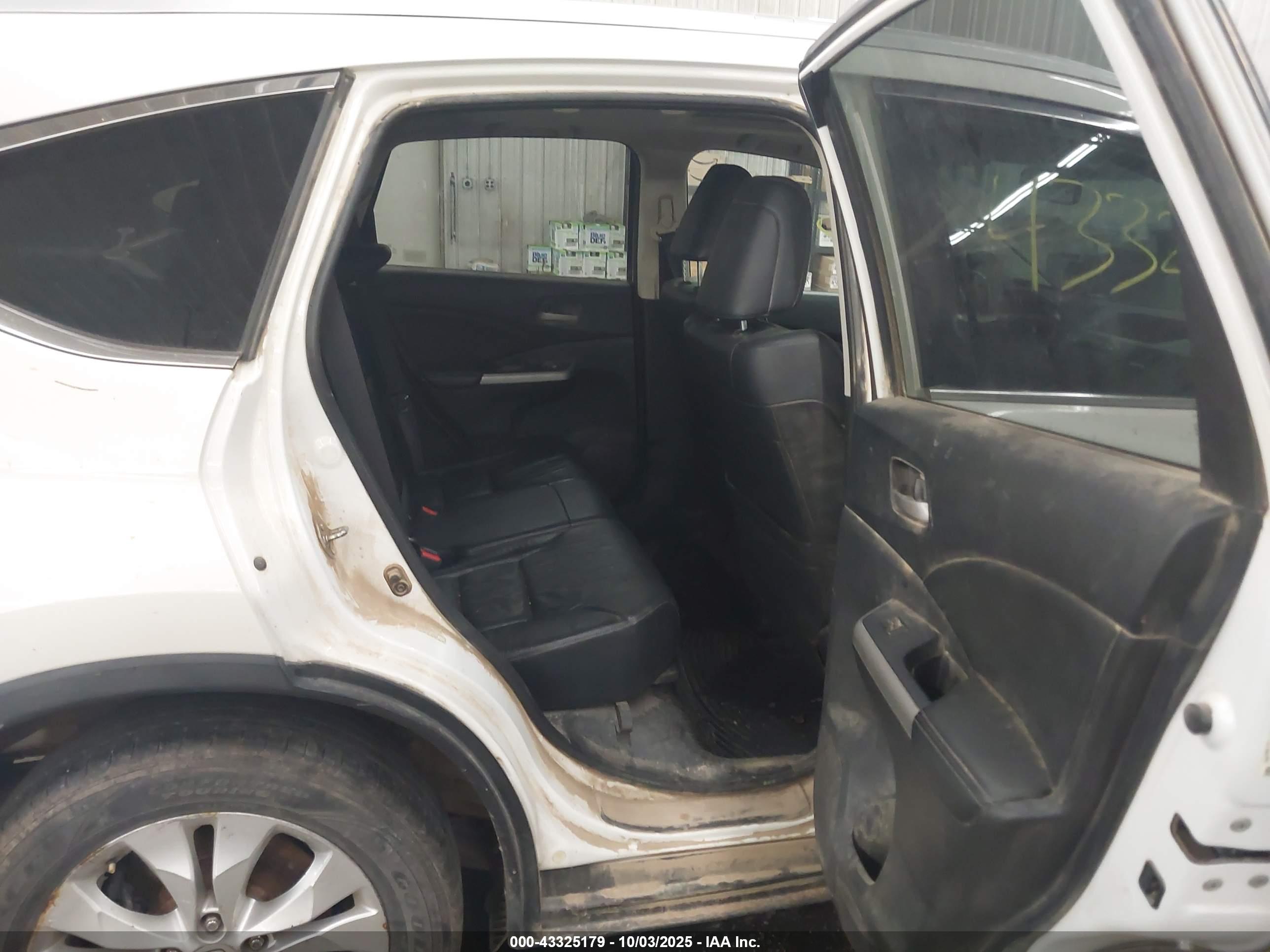 HONDA CR-V image 8