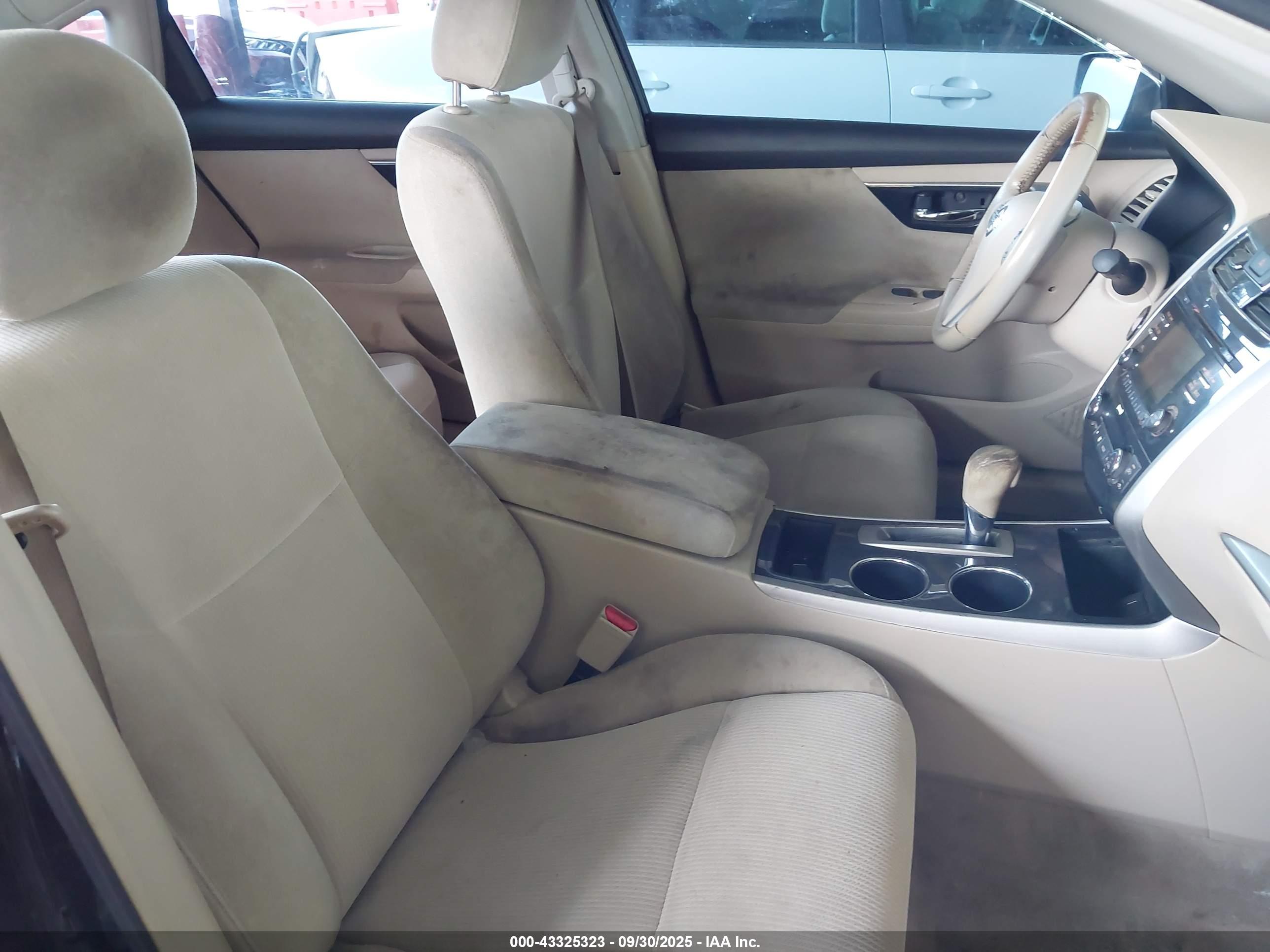 NISSAN ALTIMA image 5
