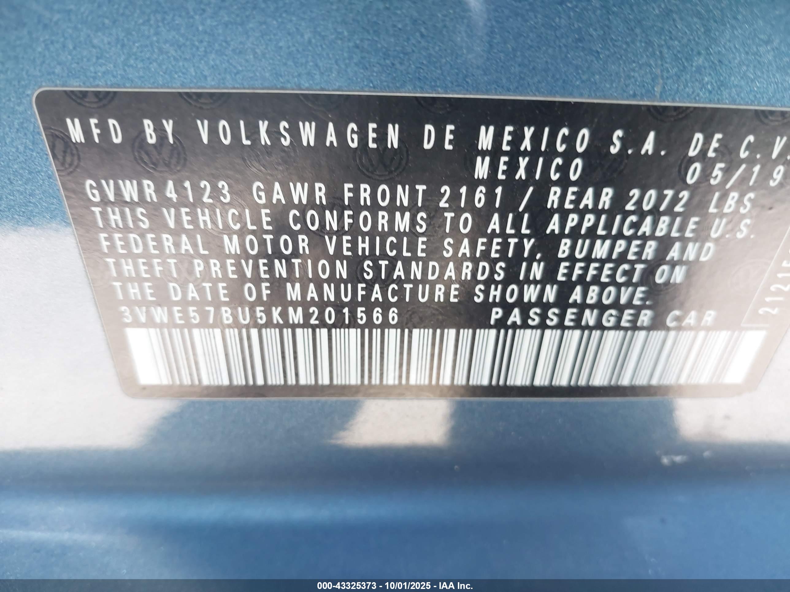 VOLKSWAGEN JETTA image 9