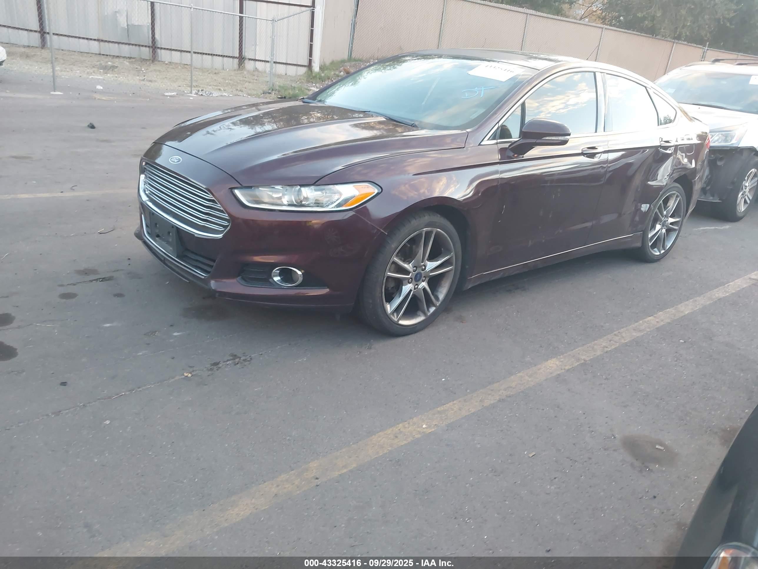 FORD FUSION image 2