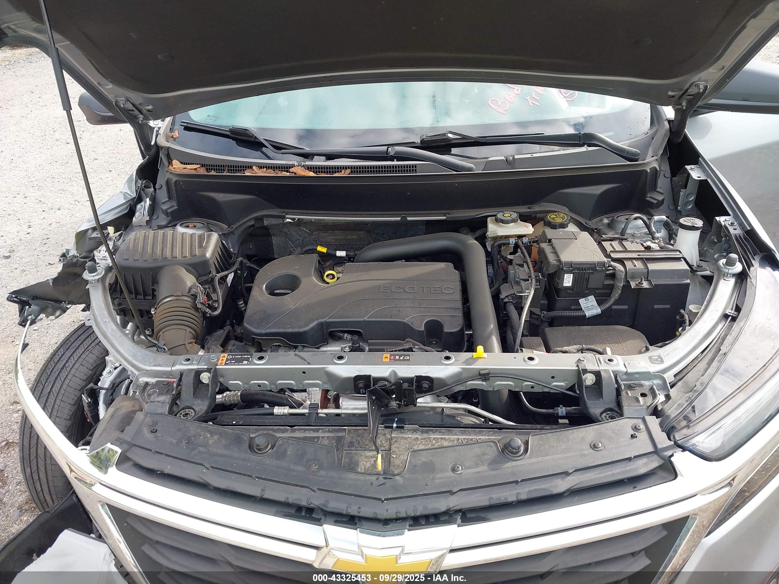 CHEVROLET EQUINOX image 10