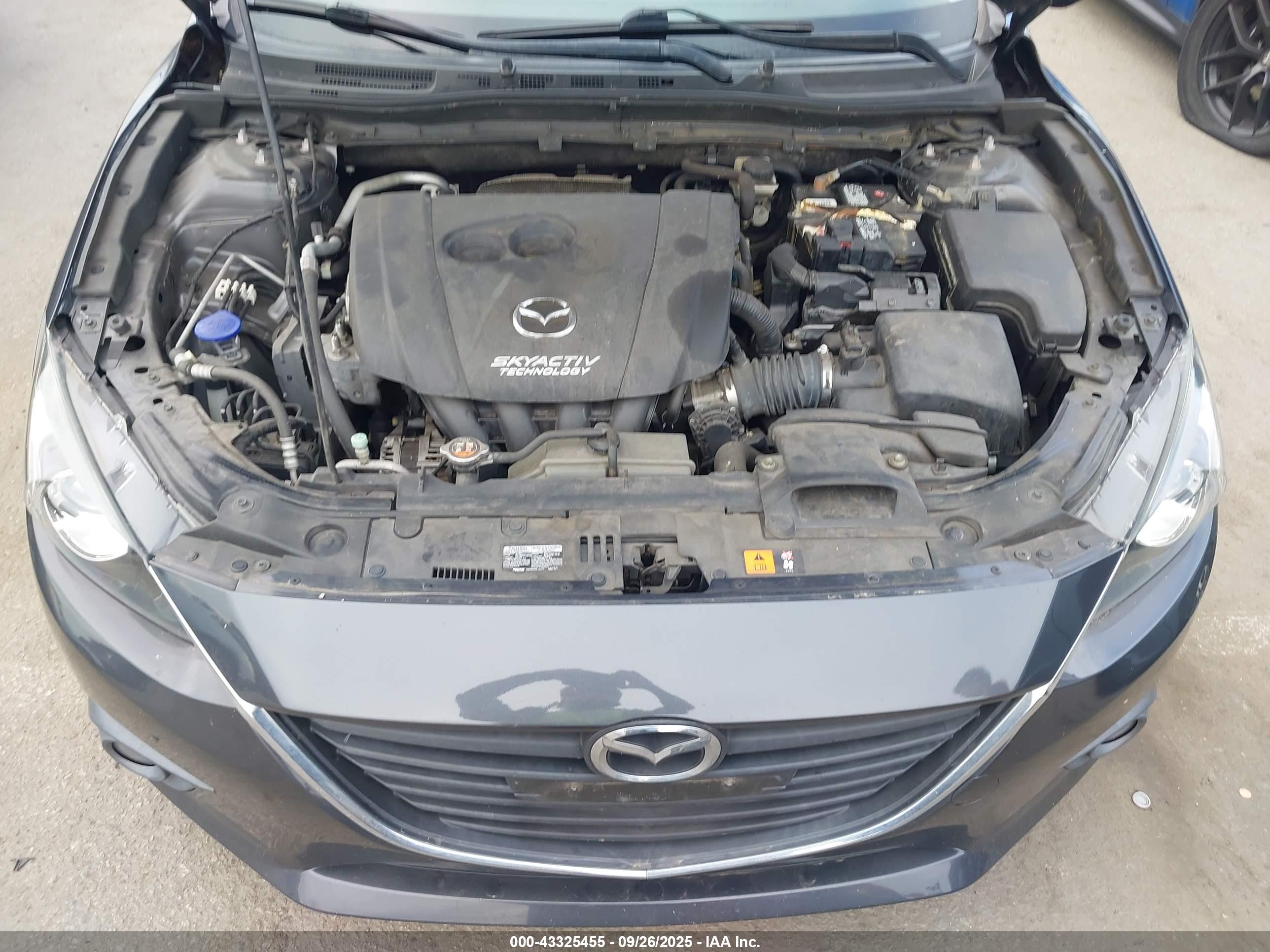 MAZDA MAZDA3 image 10