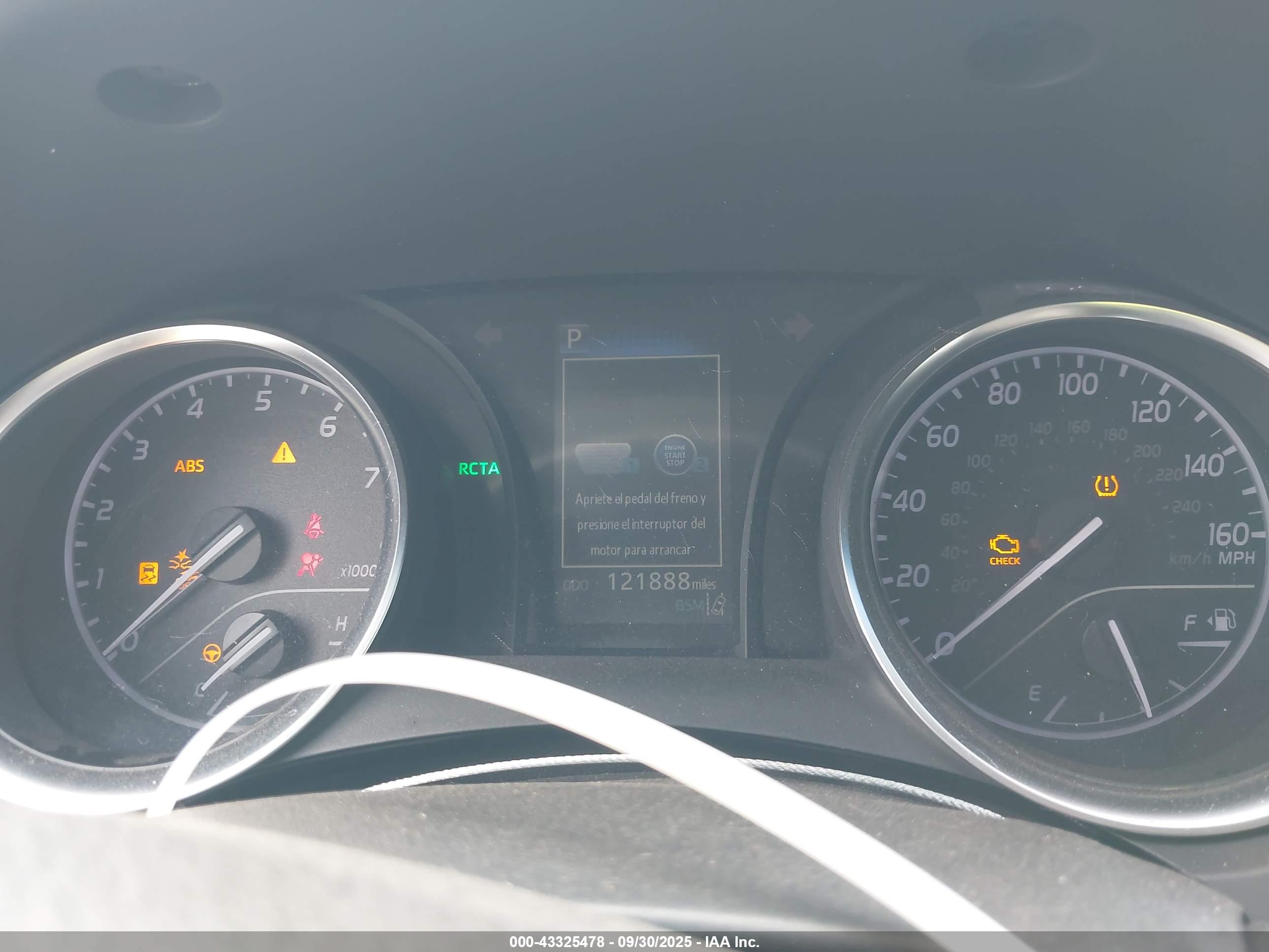 TOYOTA CAMRY image 7