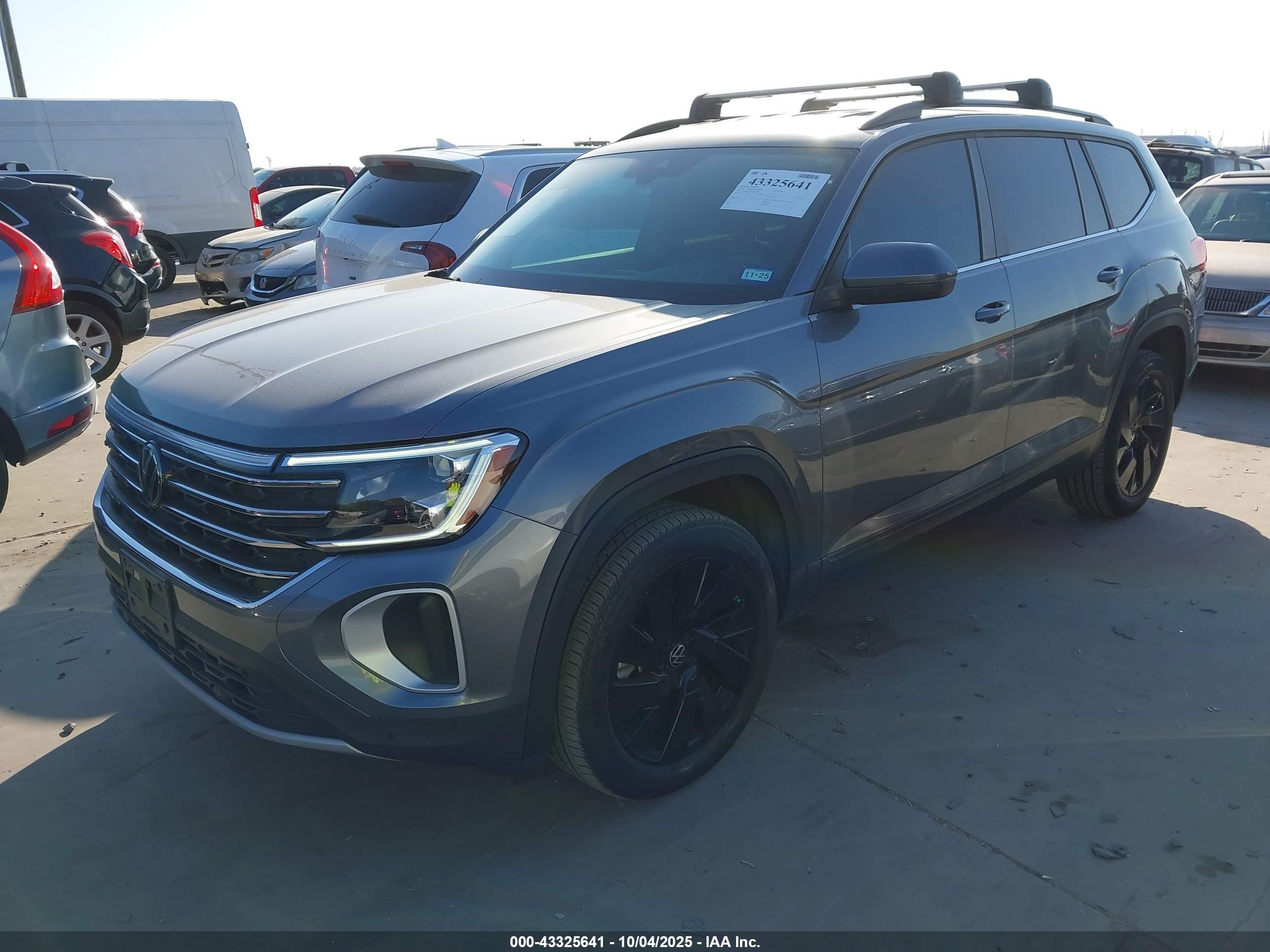 VOLKSWAGEN ATLAS image 2