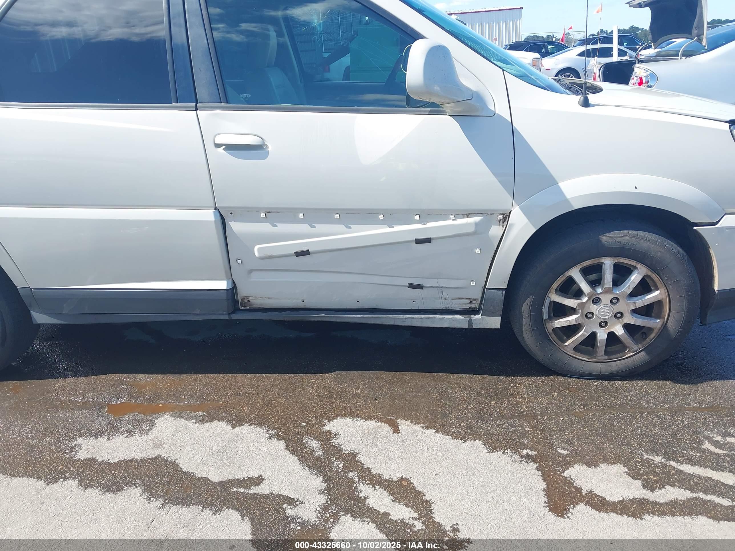 BUICK RENDEZVOUS image 6
