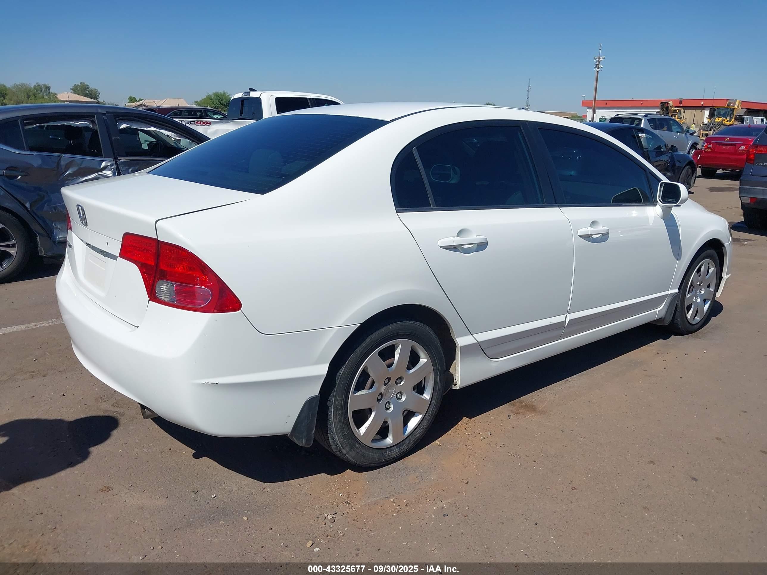 HONDA CIVIC image 4