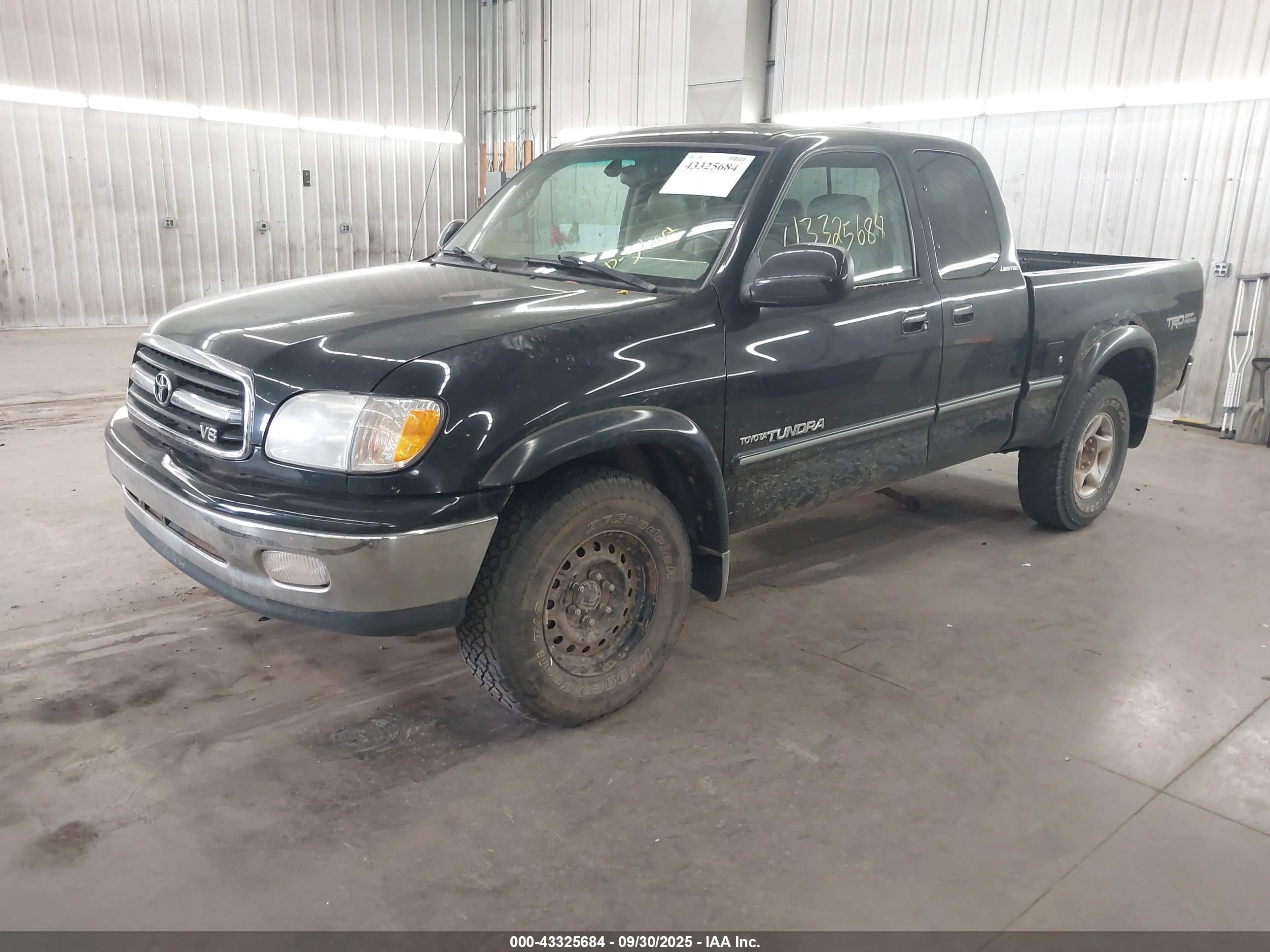 TOYOTA TUNDRA image 2