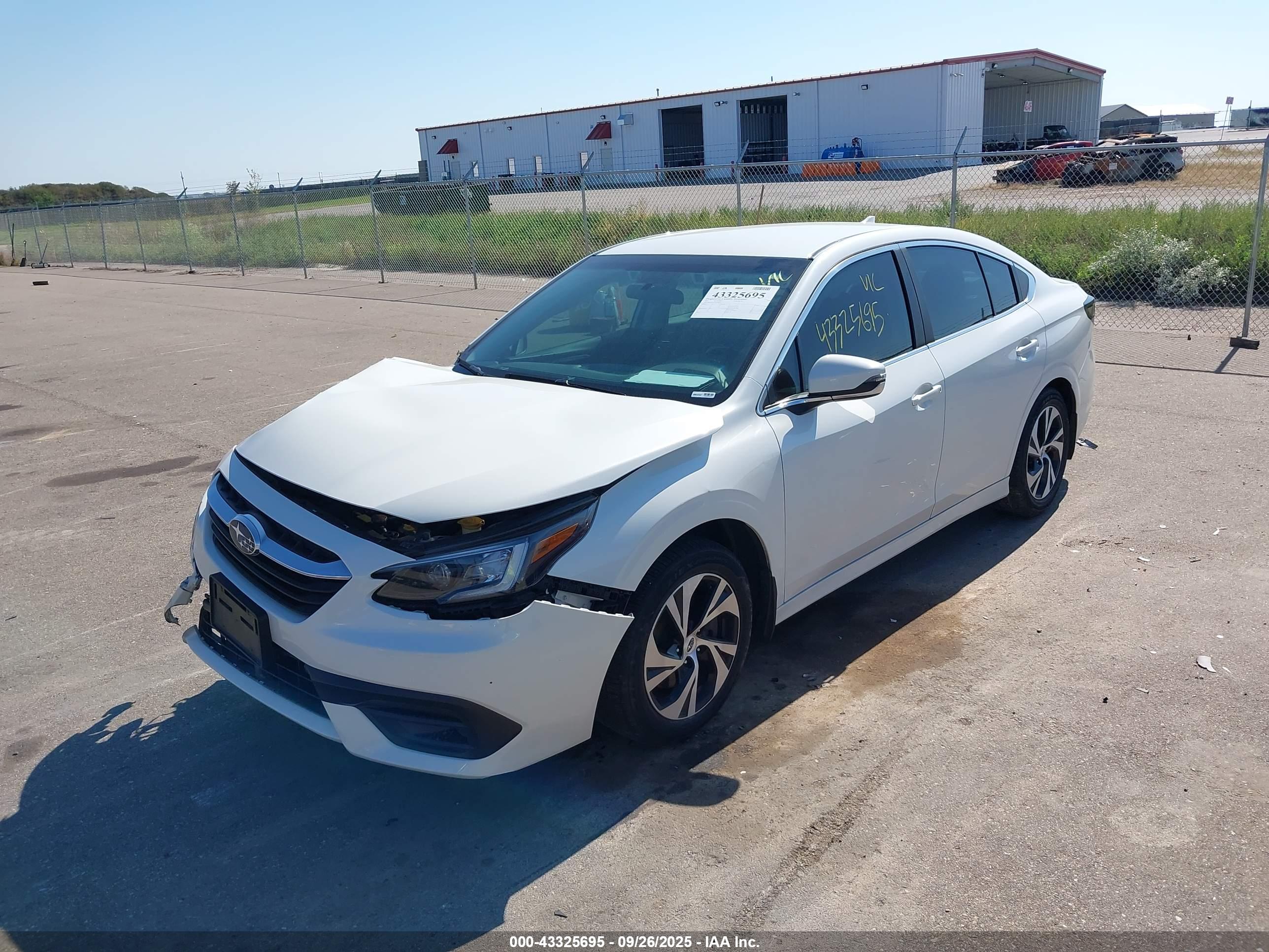 SUBARU LEGACY image 2