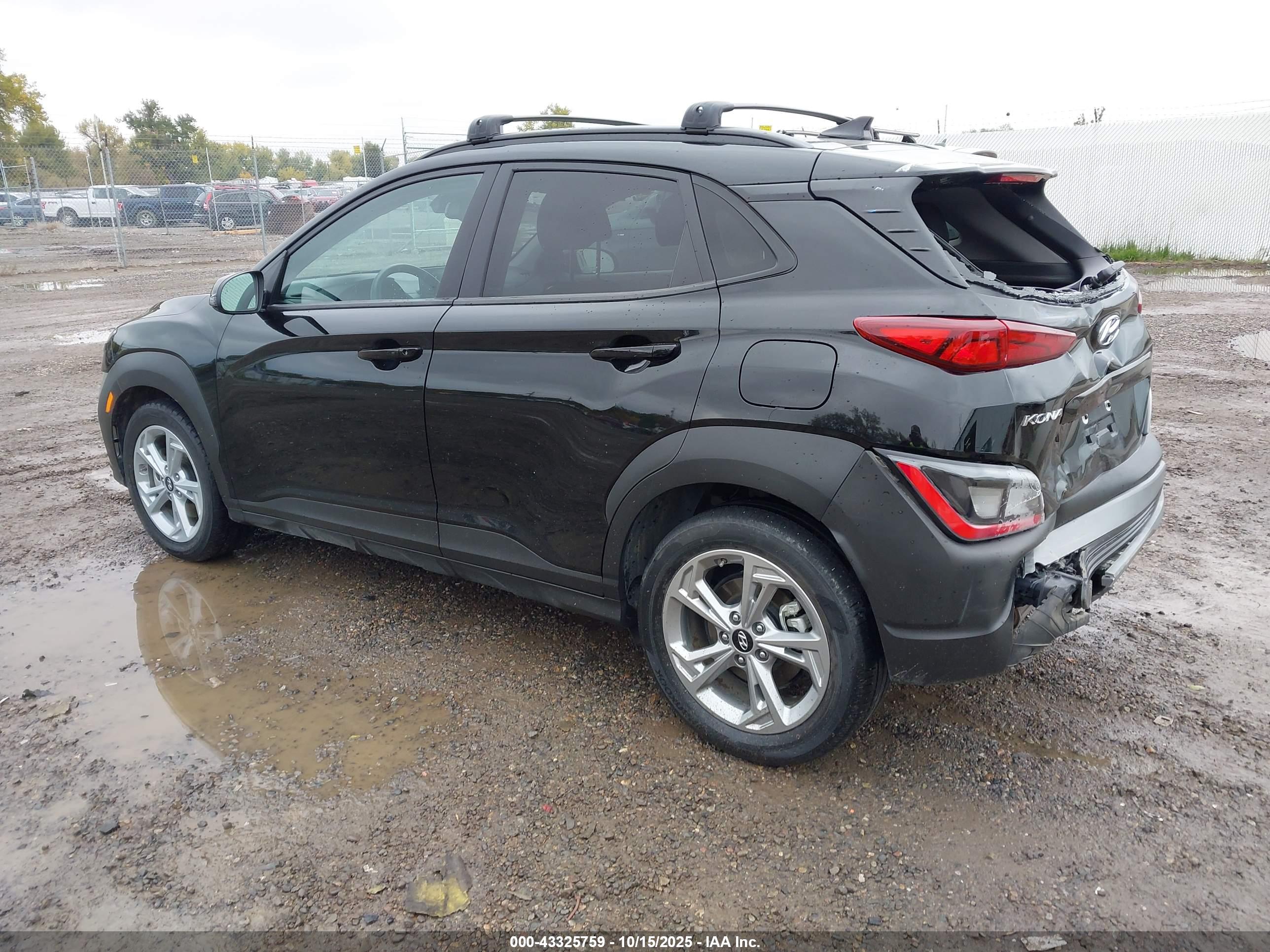 HYUNDAI KONA image 3
