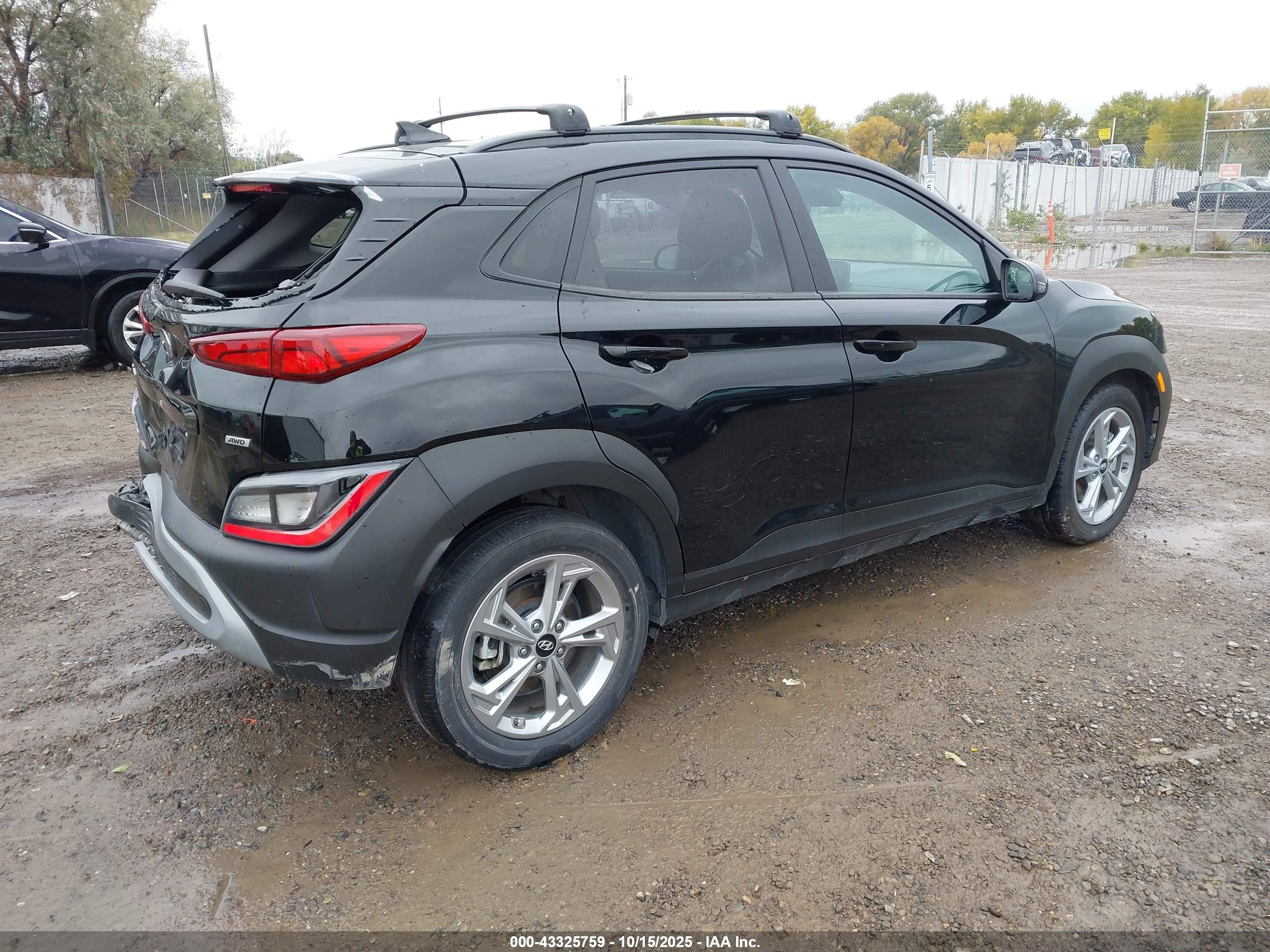 HYUNDAI KONA image 4