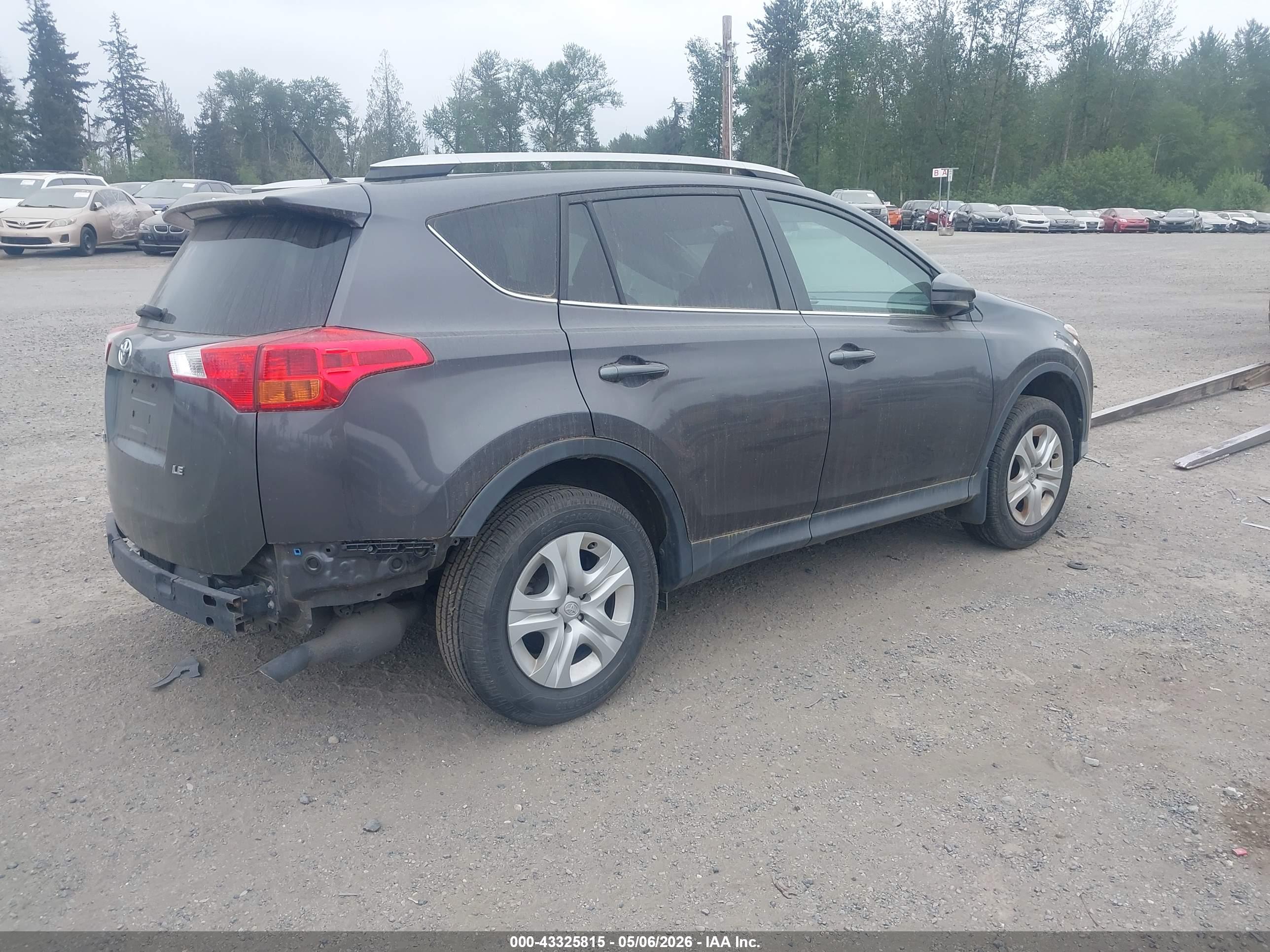 TOYOTA RAV4 image 4