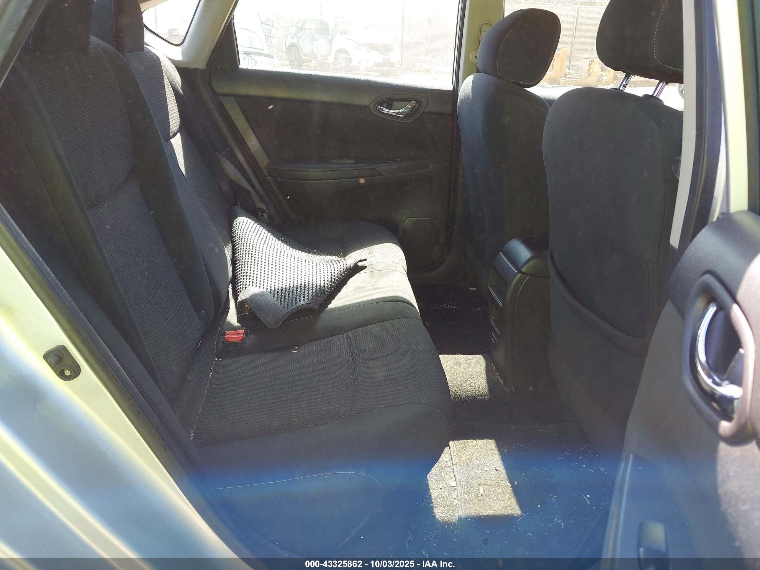 NISSAN SENTRA image 8