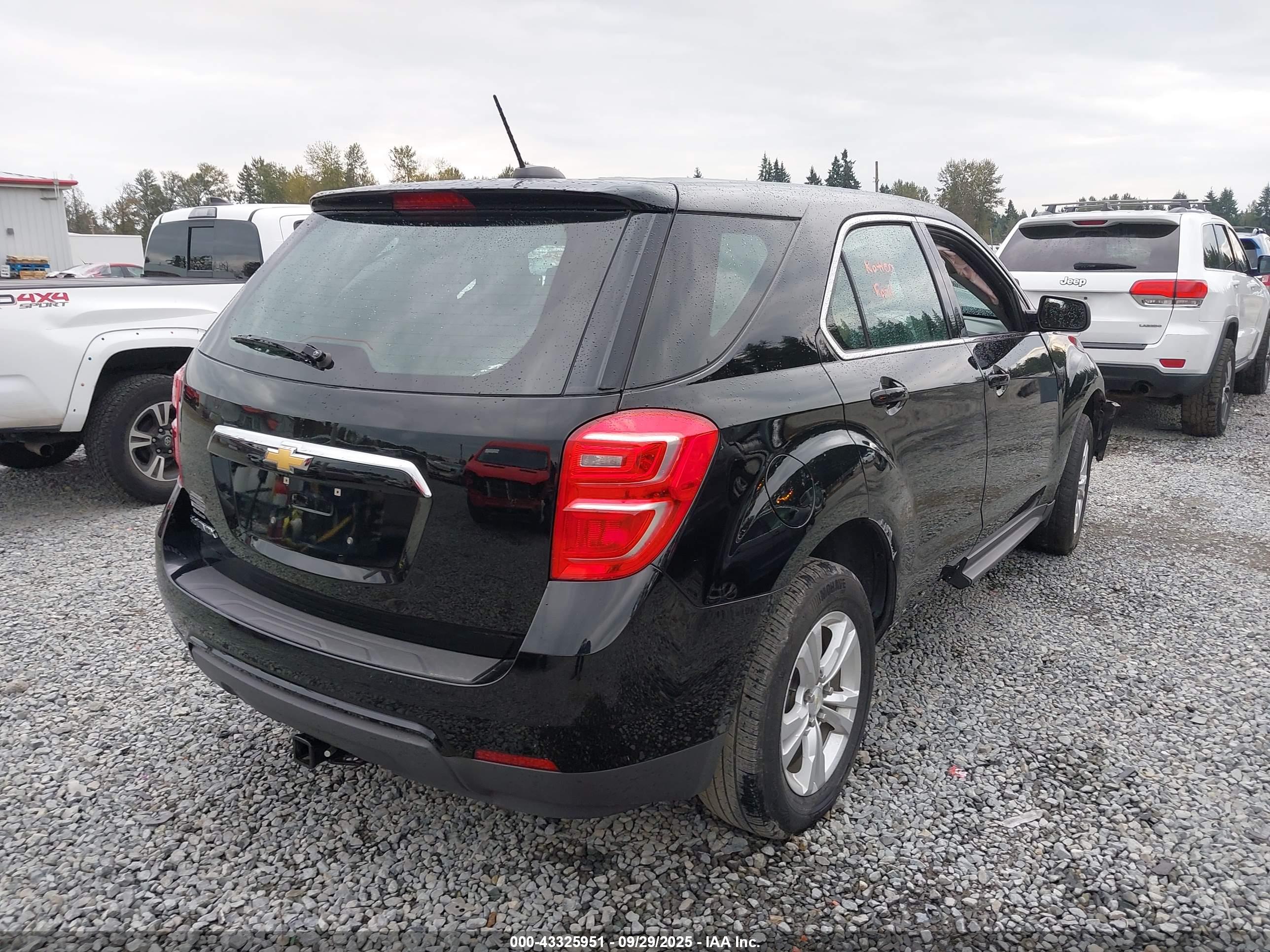 CHEVROLET EQUINOX image 4