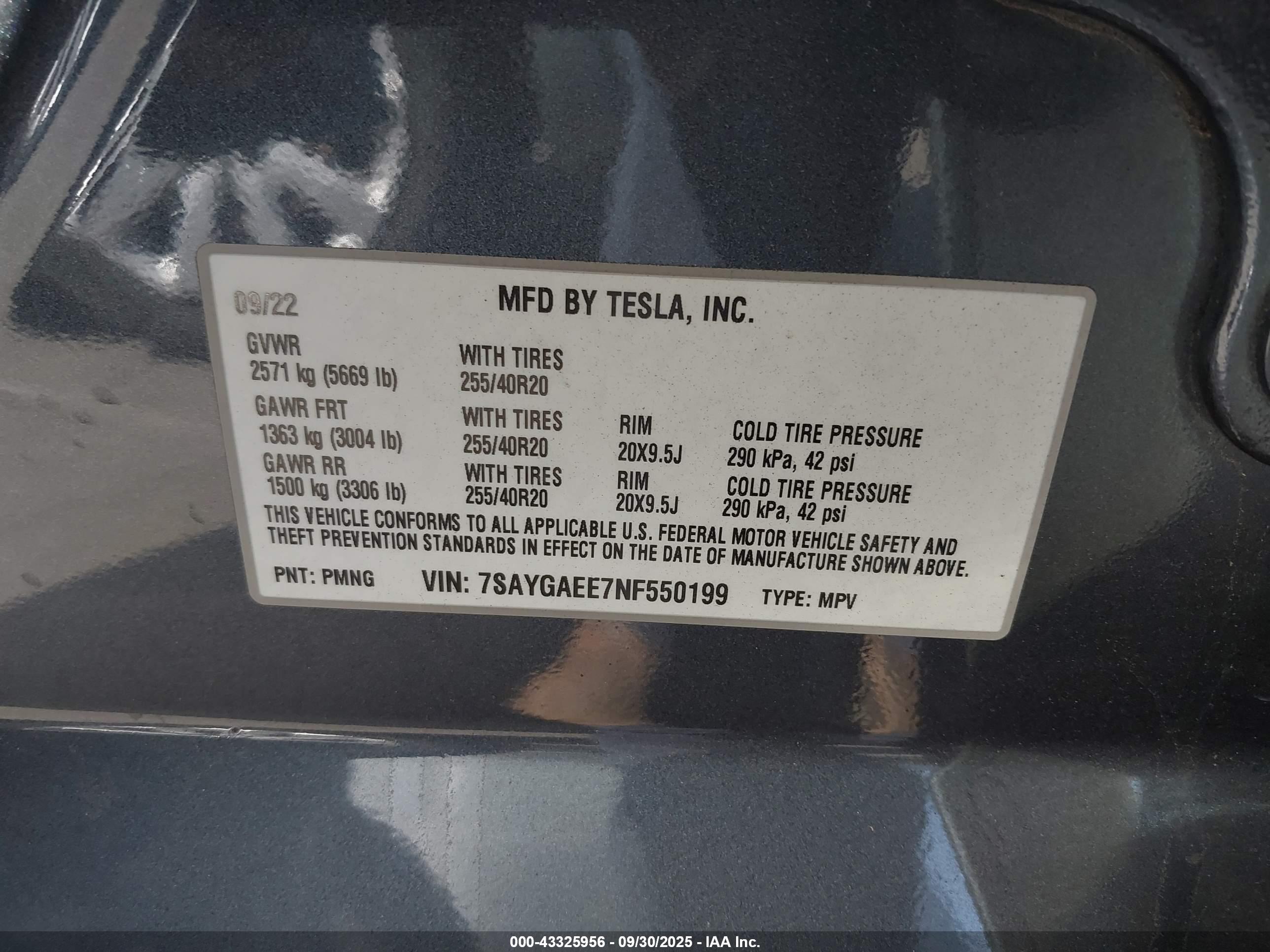 TESLA MODEL image 9