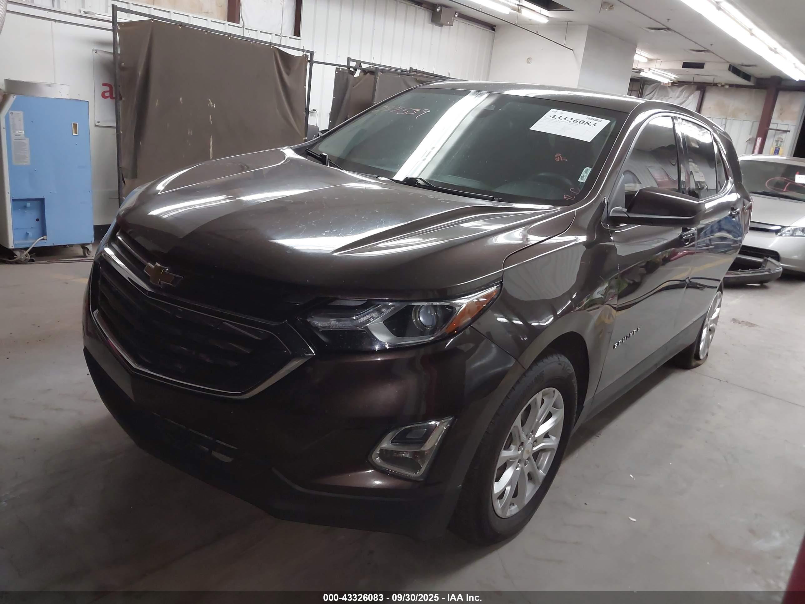 CHEVROLET EQUINOX image 2