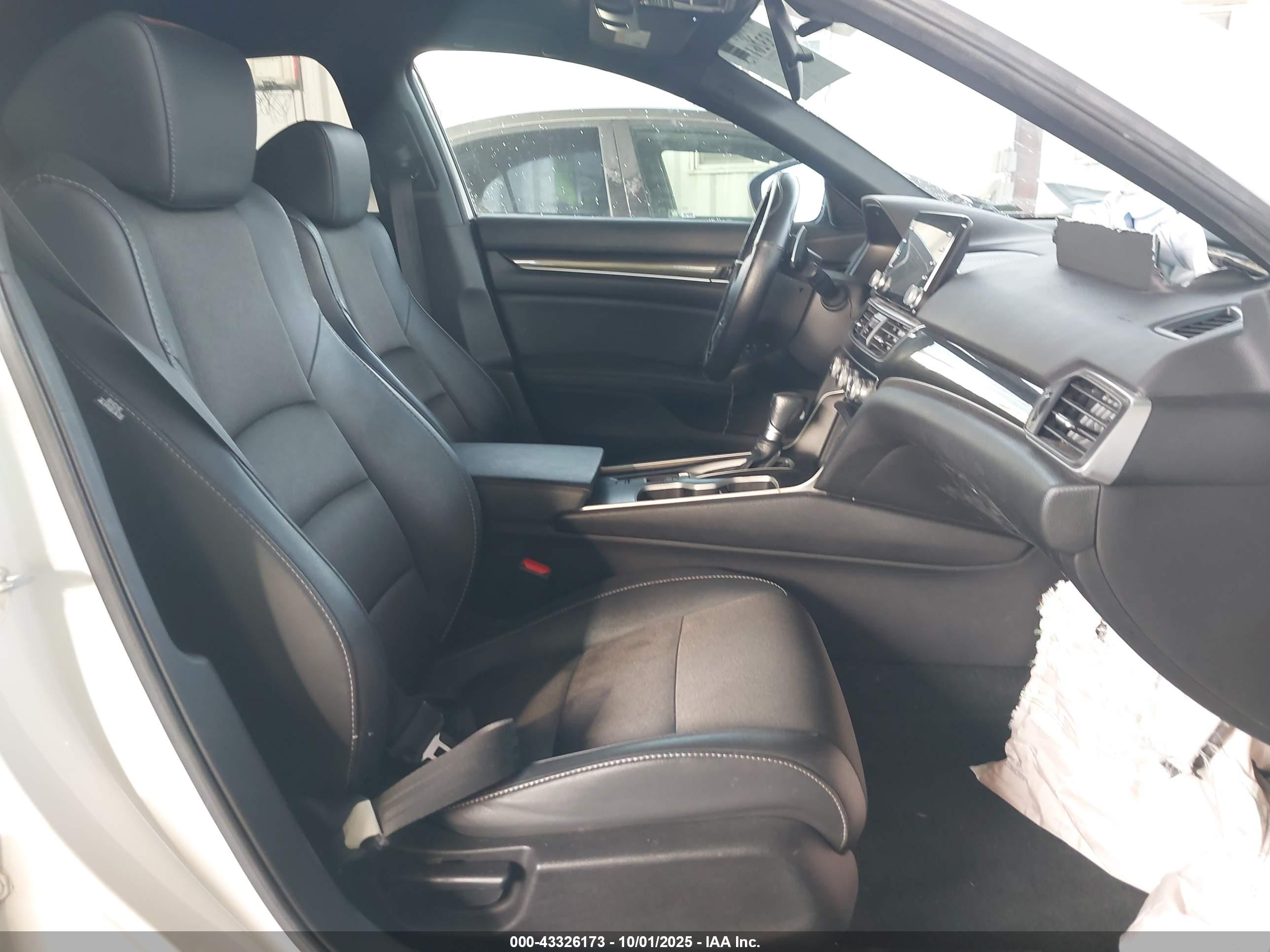 HONDA ACCORD image 5