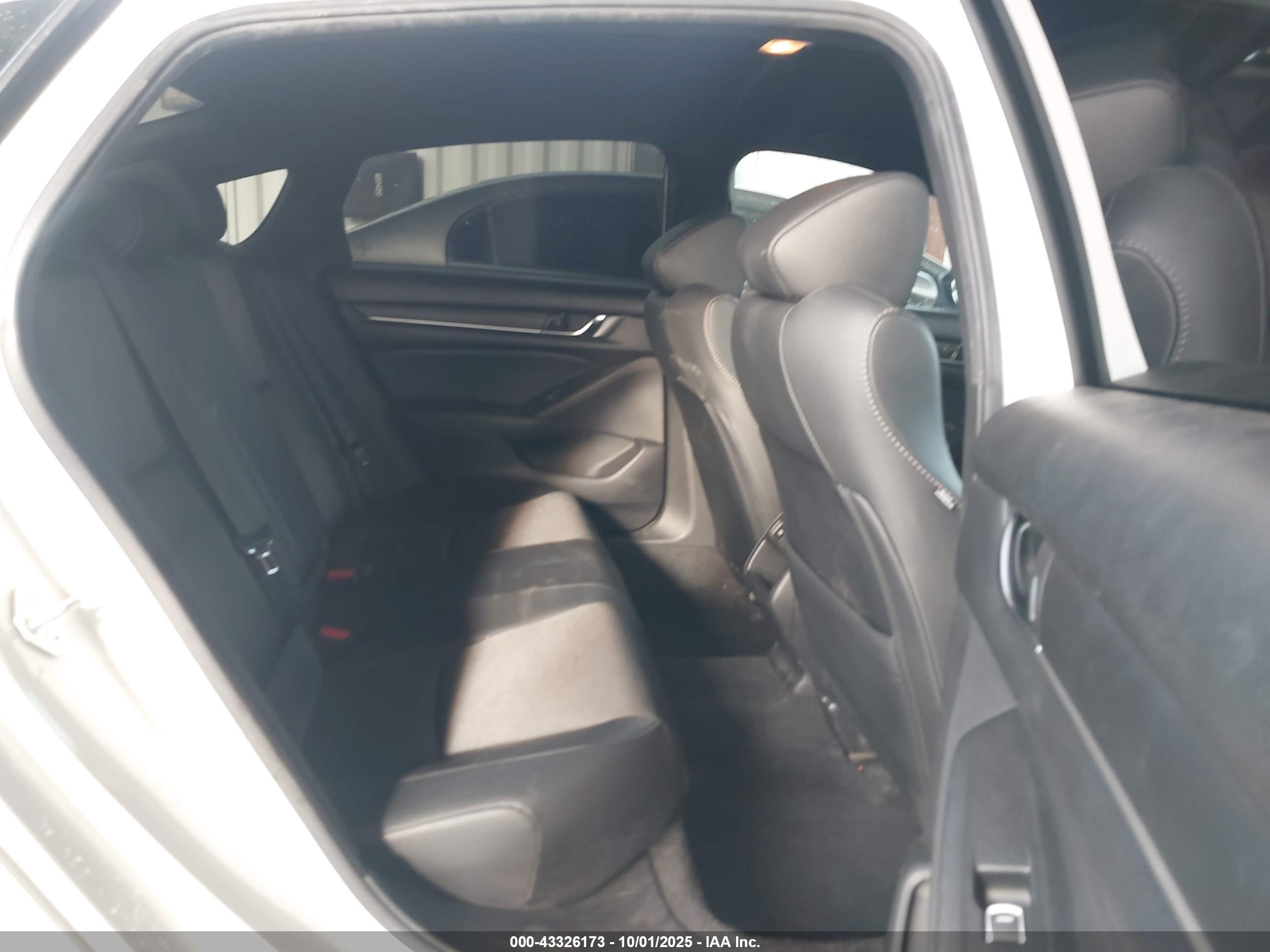 HONDA ACCORD image 8