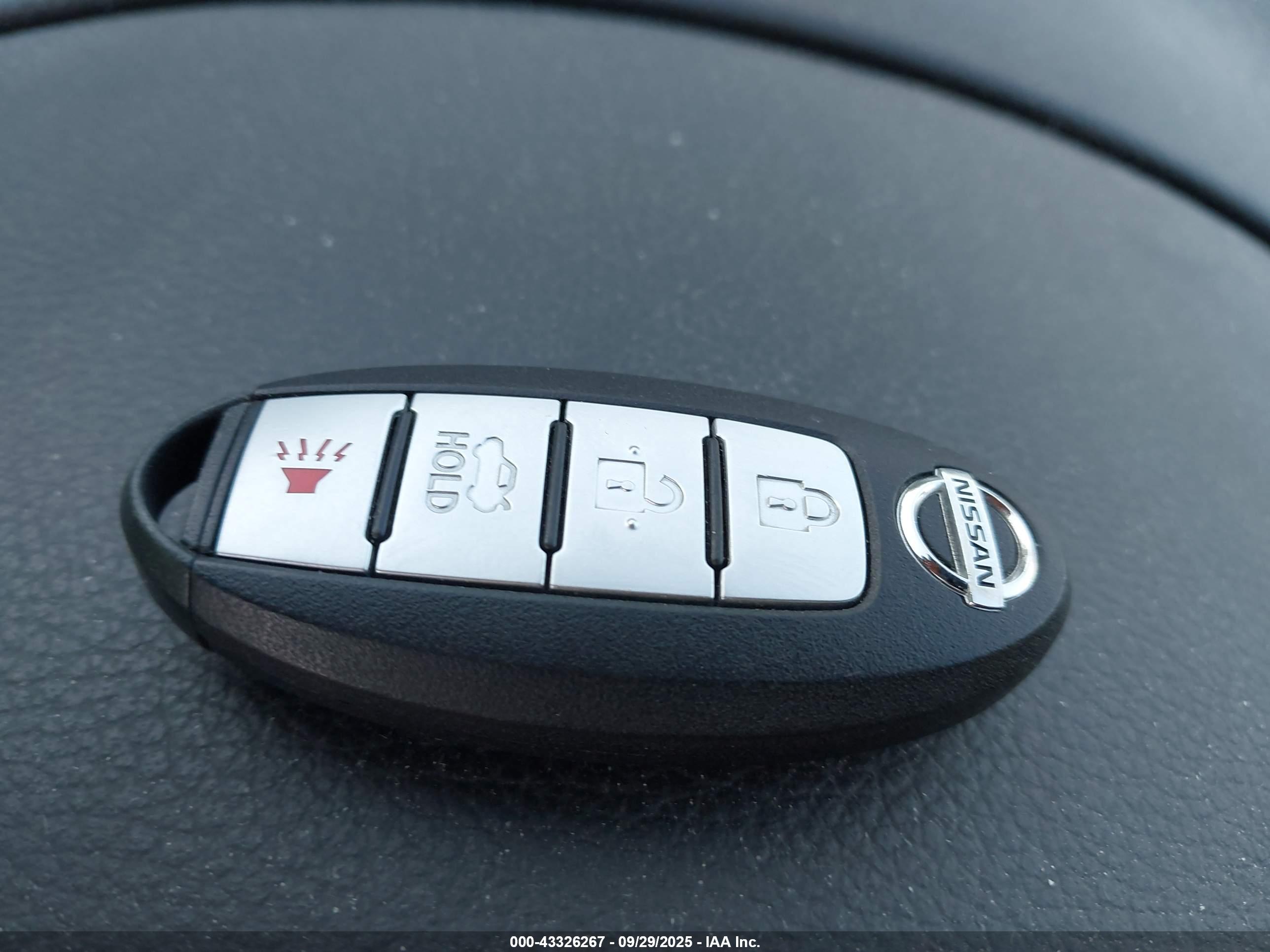 NISSAN ALTIMA image 11