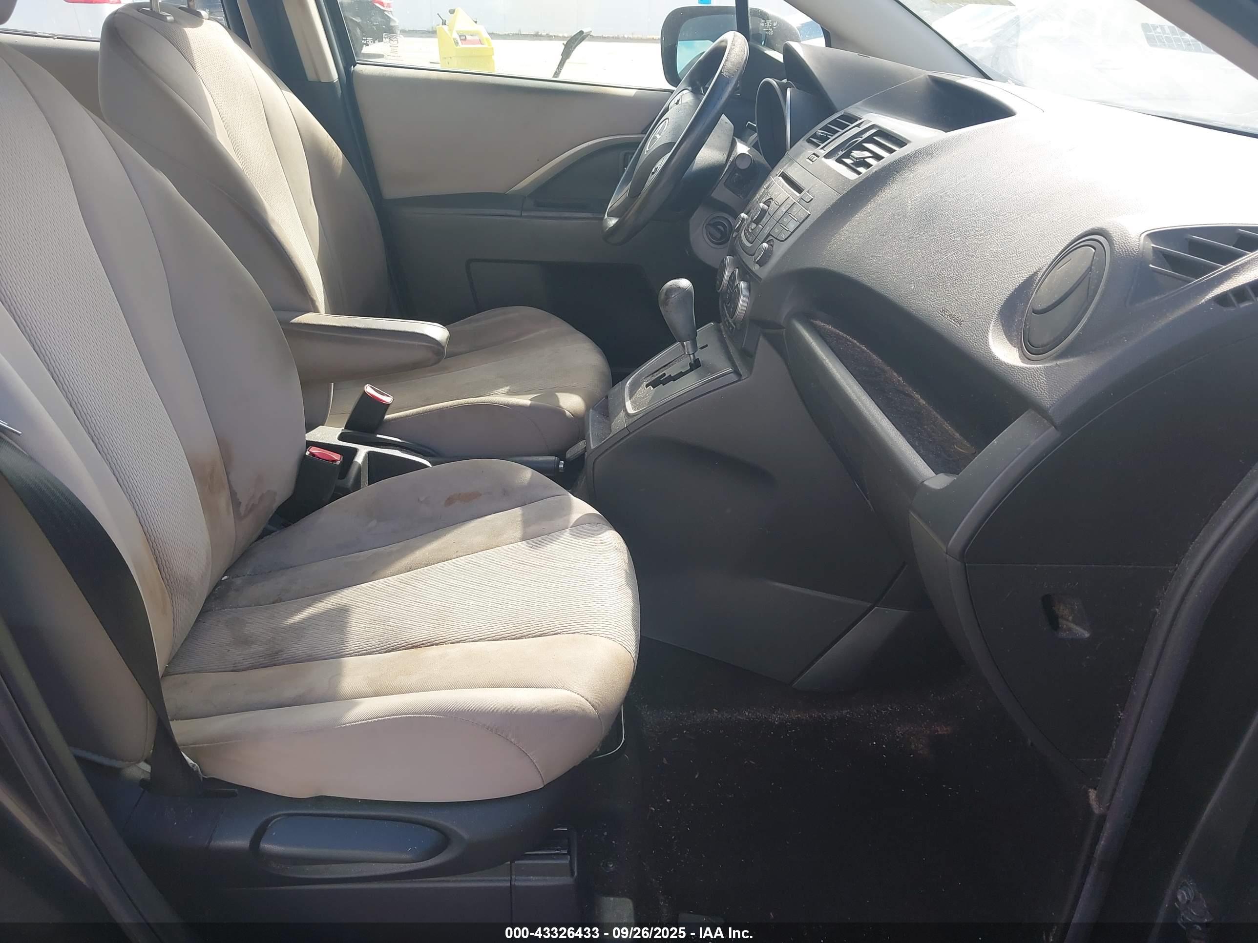MAZDA MAZDA5 image 5