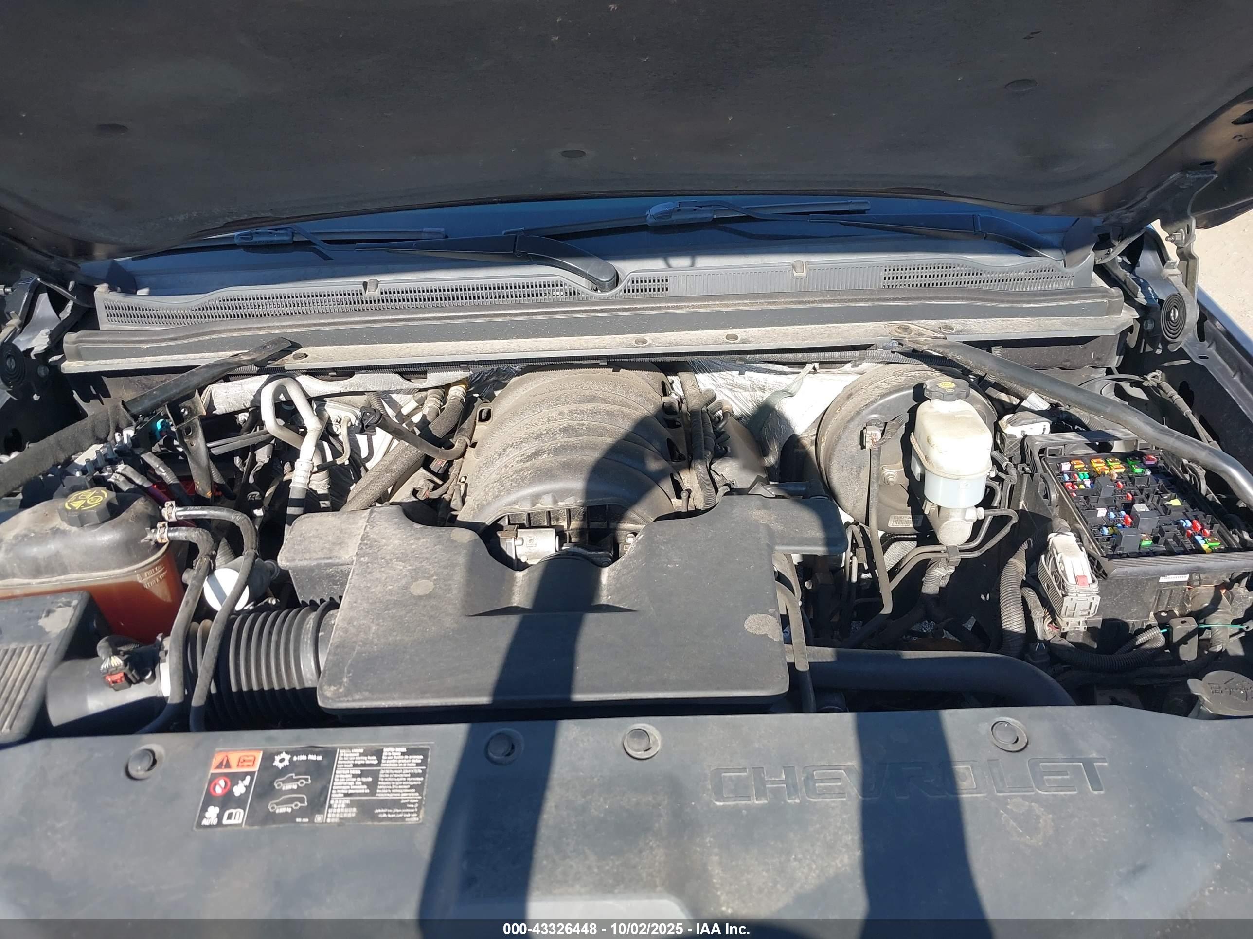CHEVROLET TAHOE image 10