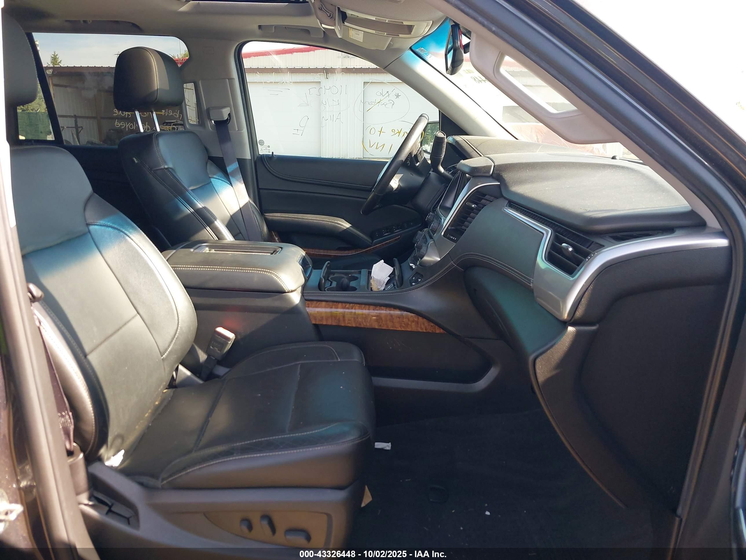 CHEVROLET TAHOE image 5