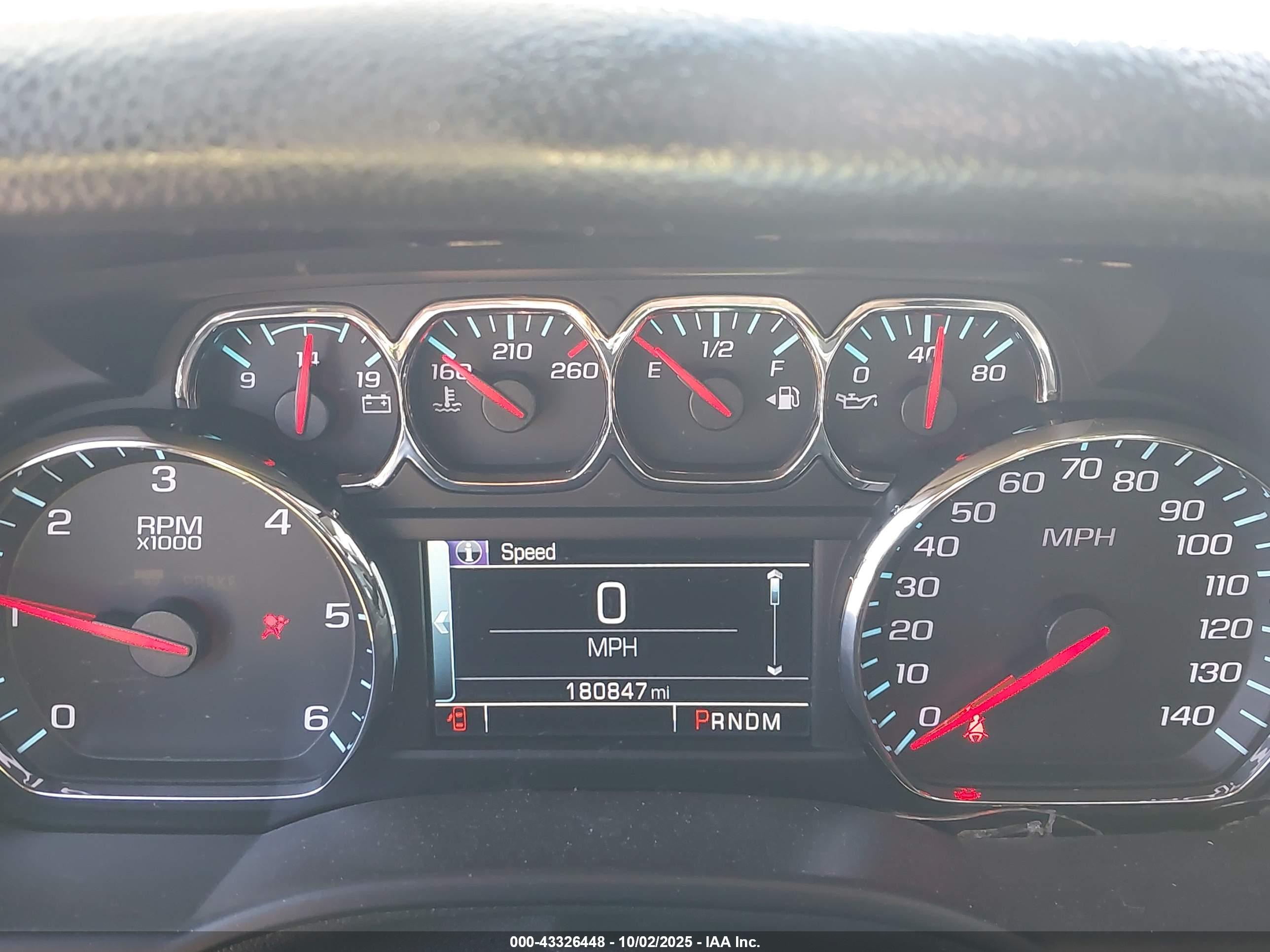 CHEVROLET TAHOE image 7