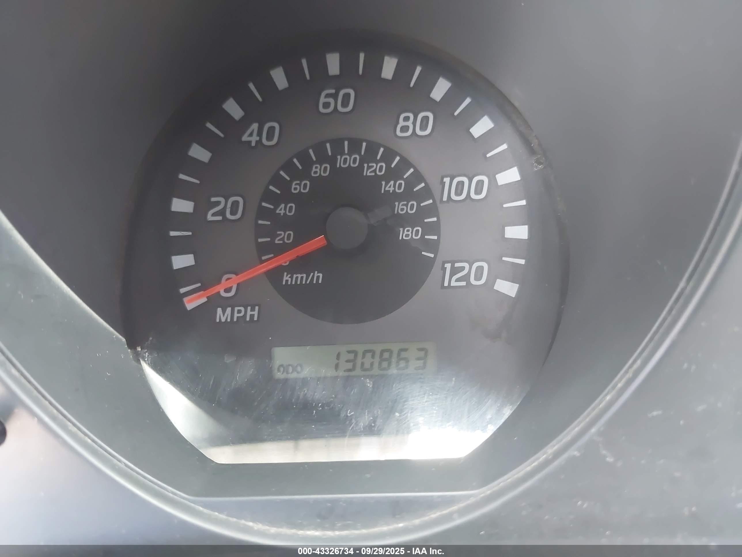 NISSAN XTERRA image 7