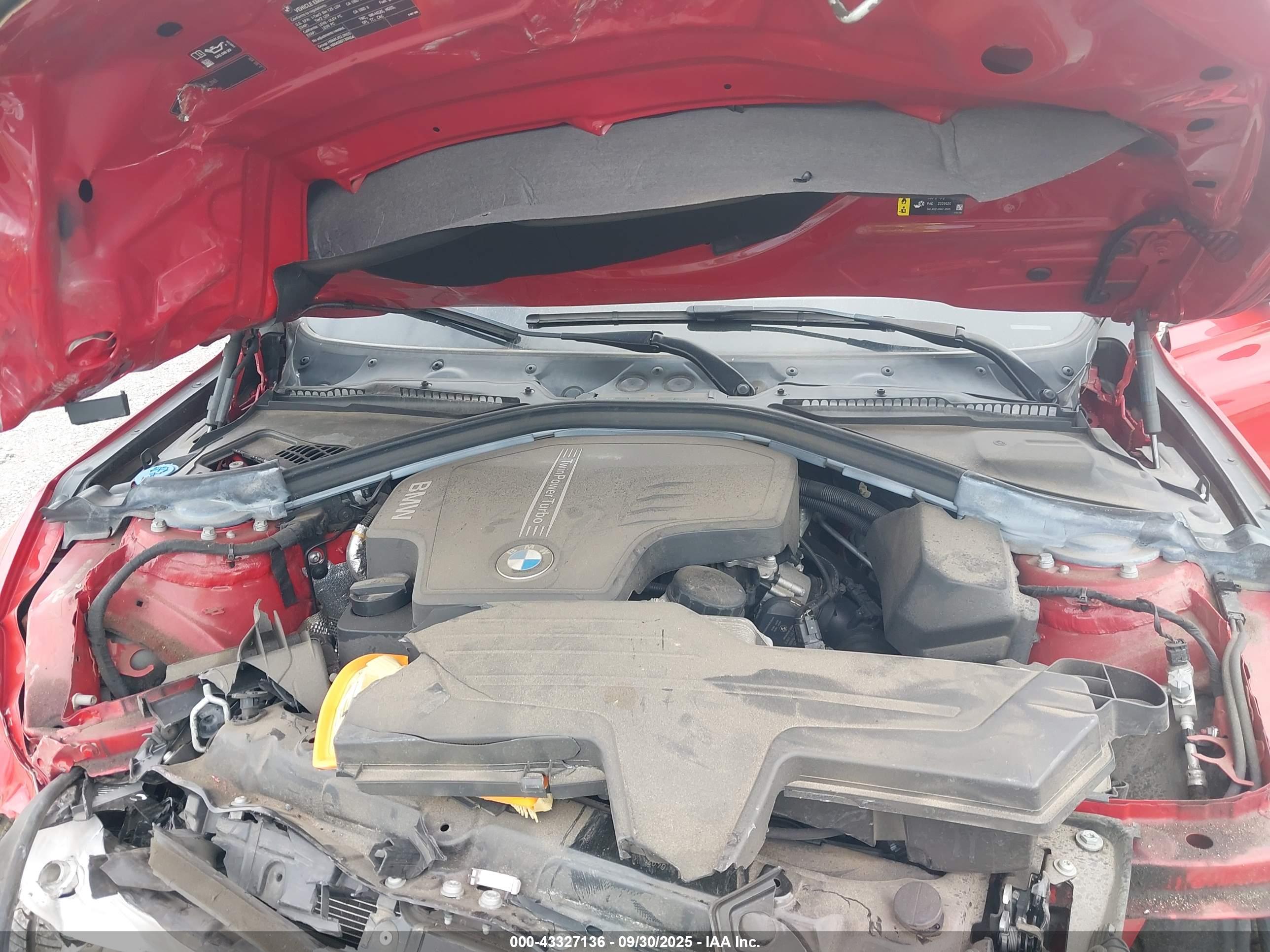 BMW 320I image 10