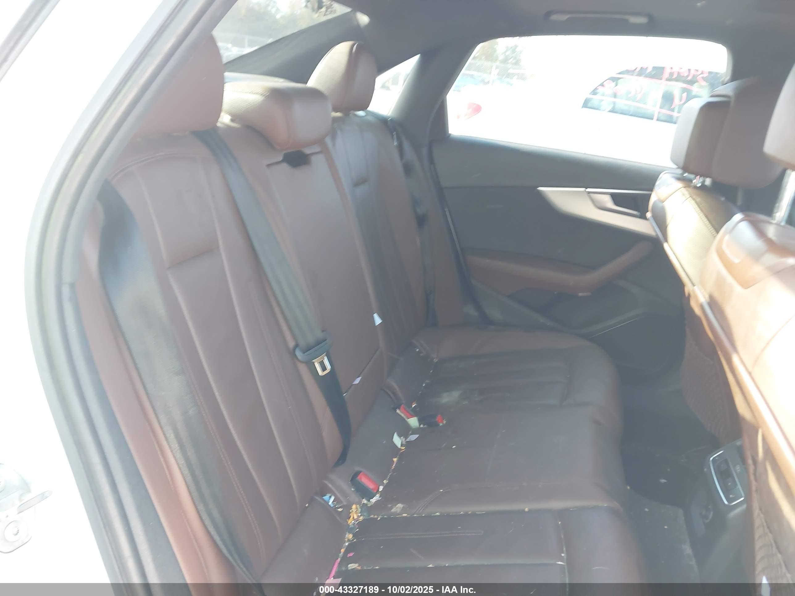 AUDI A4 image 8