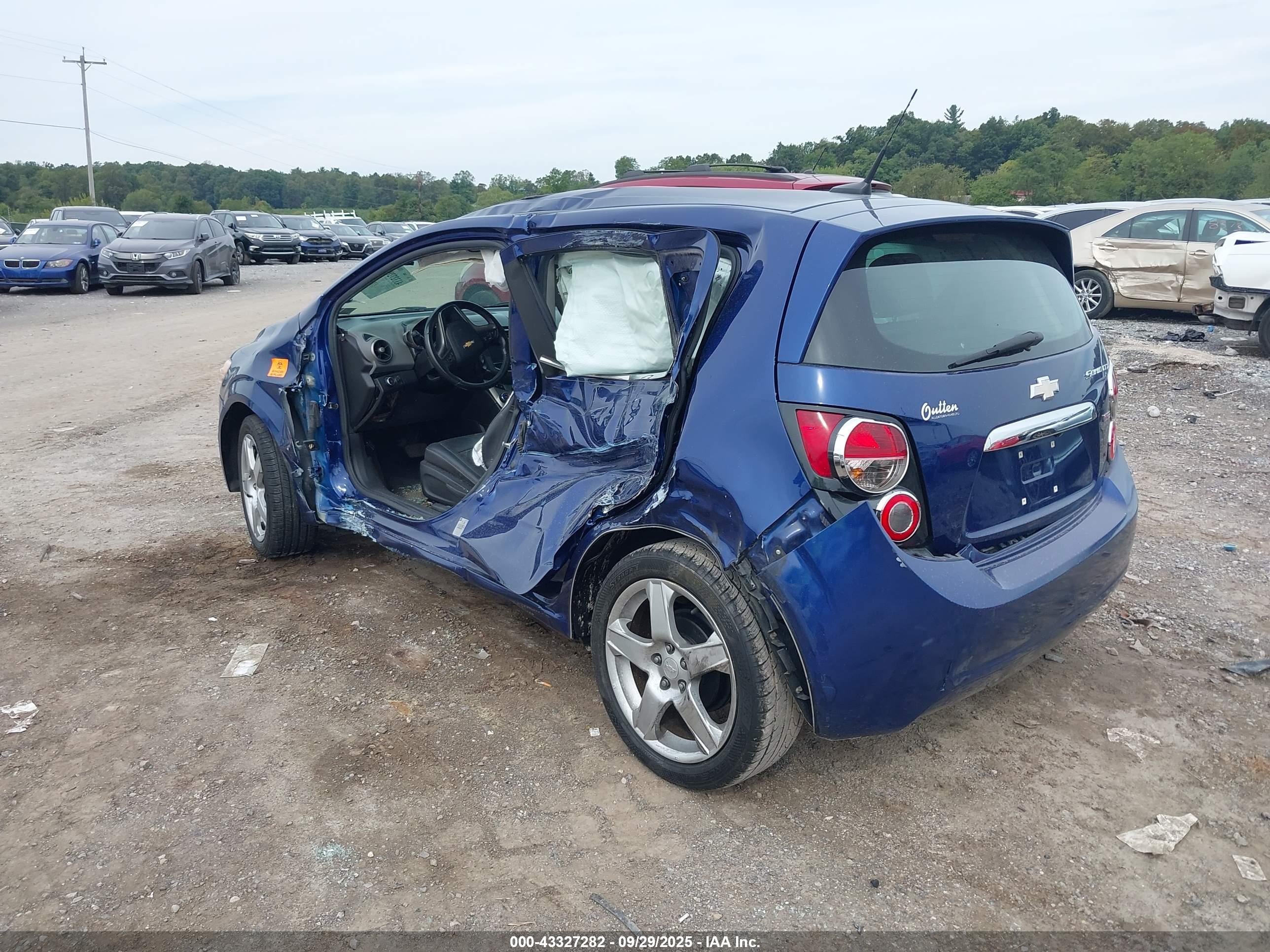 CHEVROLET SONIC image 3