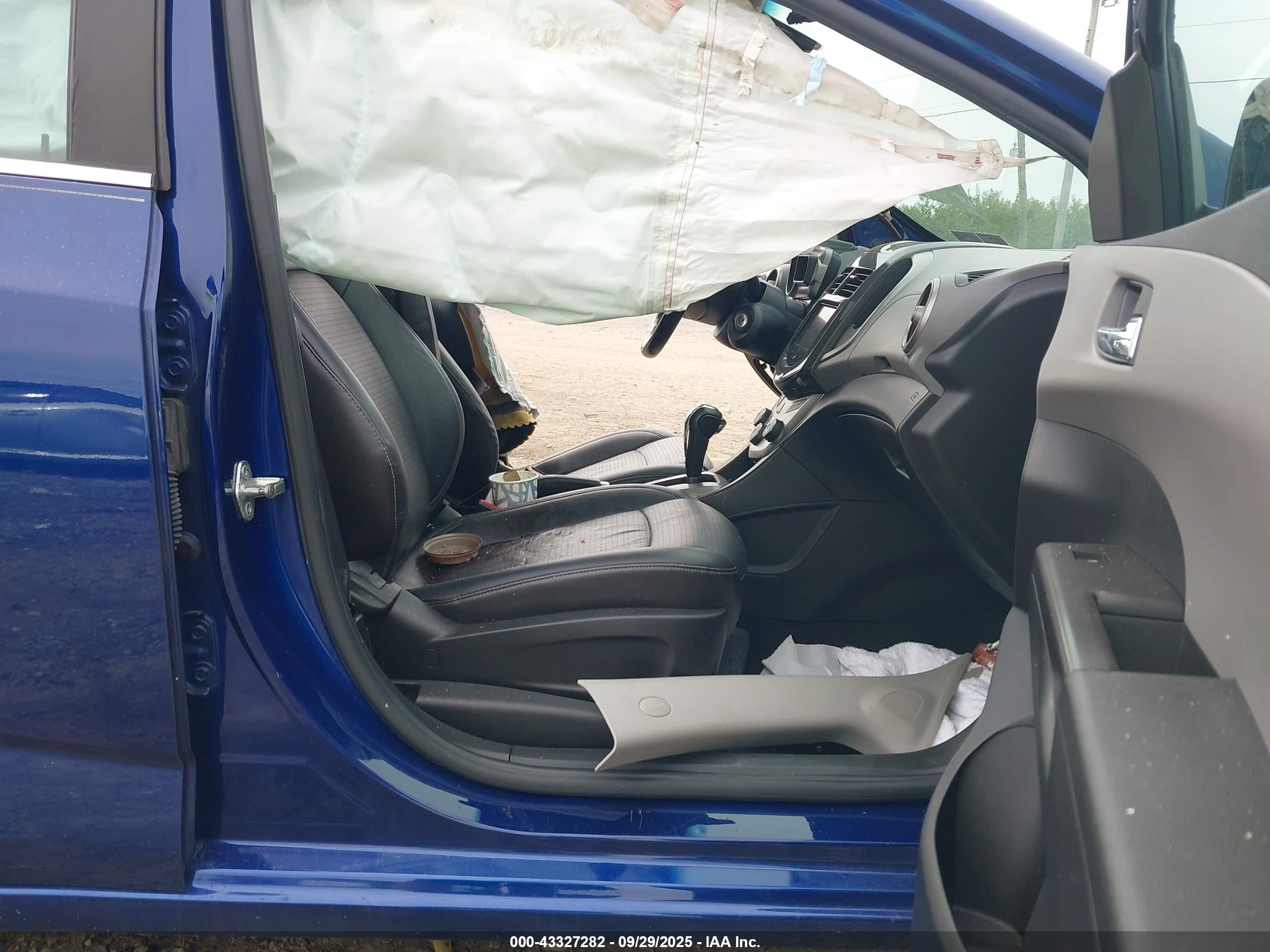 CHEVROLET SONIC image 5