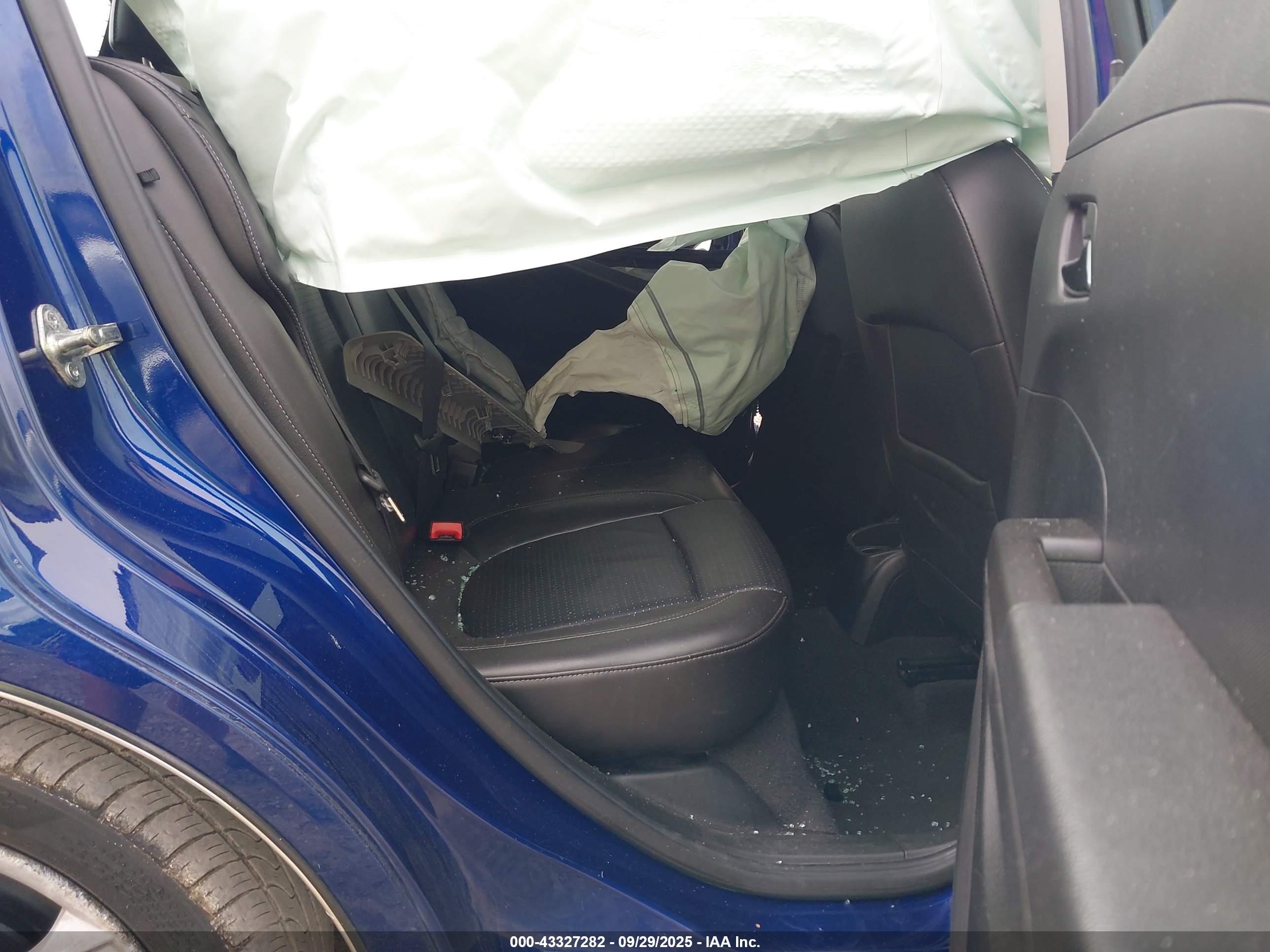 CHEVROLET SONIC image 8