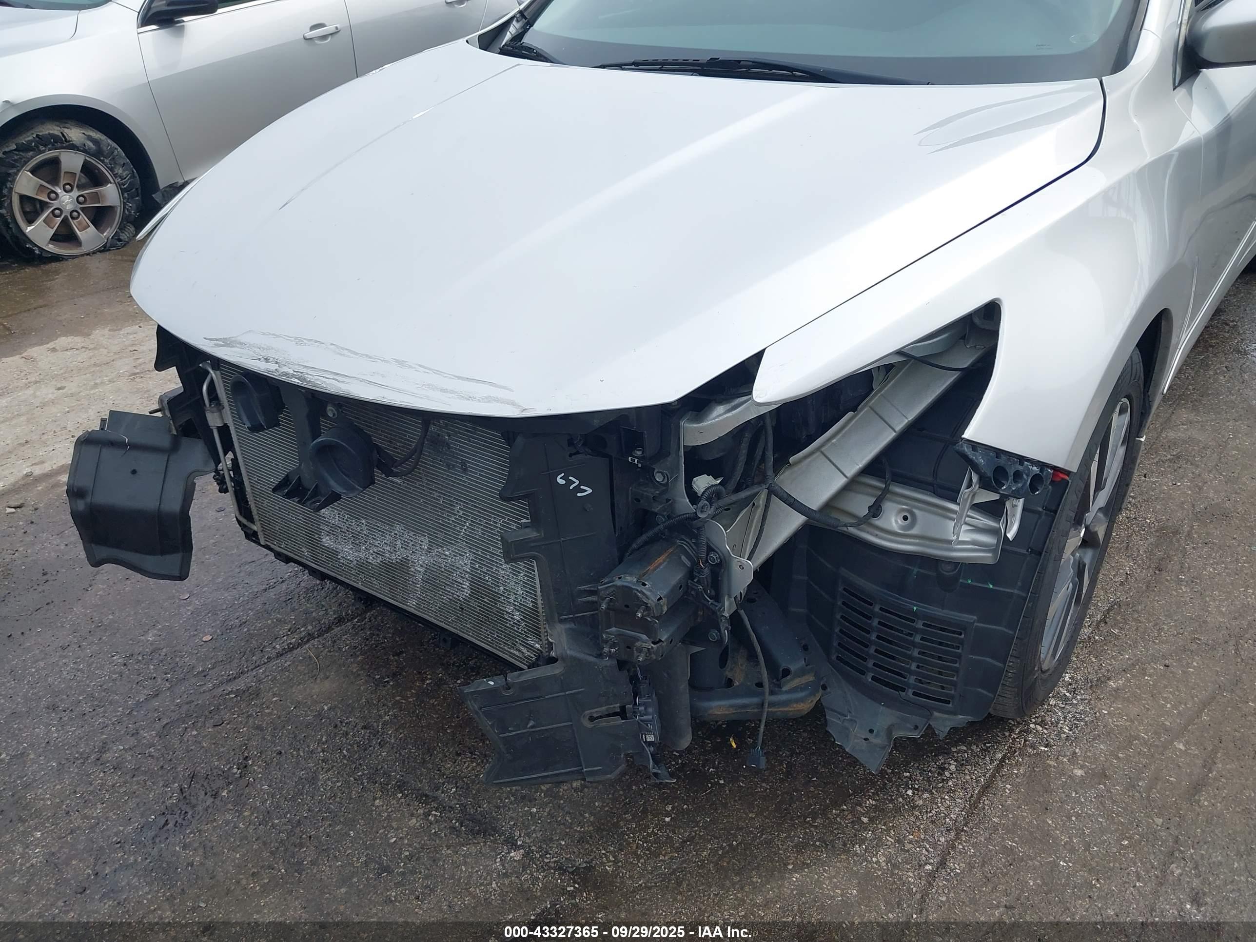 NISSAN ALTIMA image 6