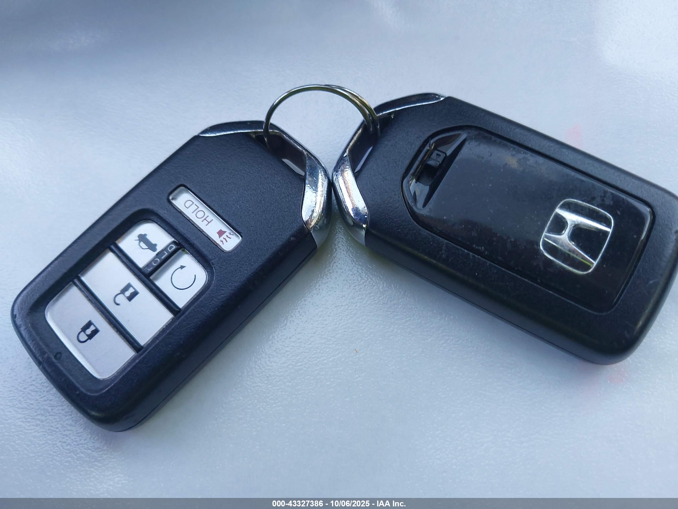 HONDA ACCORD image 11