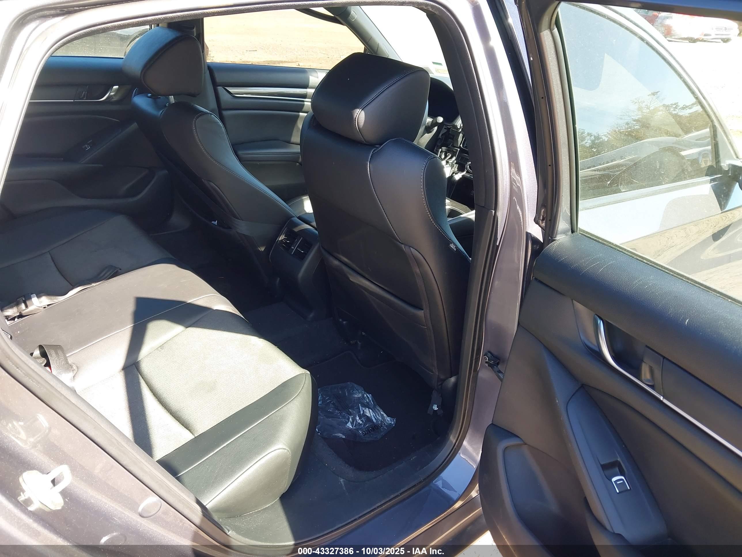 HONDA ACCORD image 8