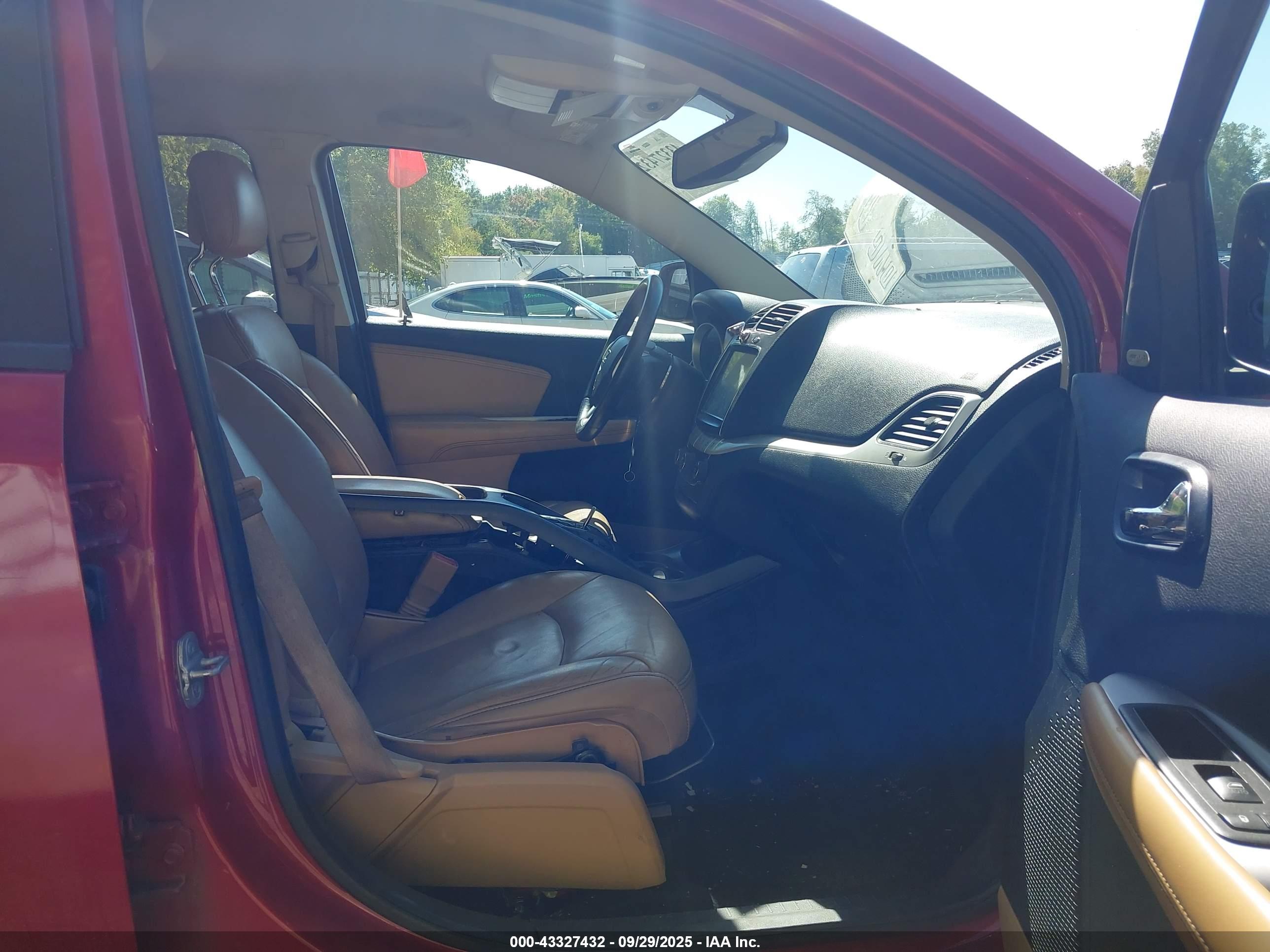 DODGE JOURNEY image 5