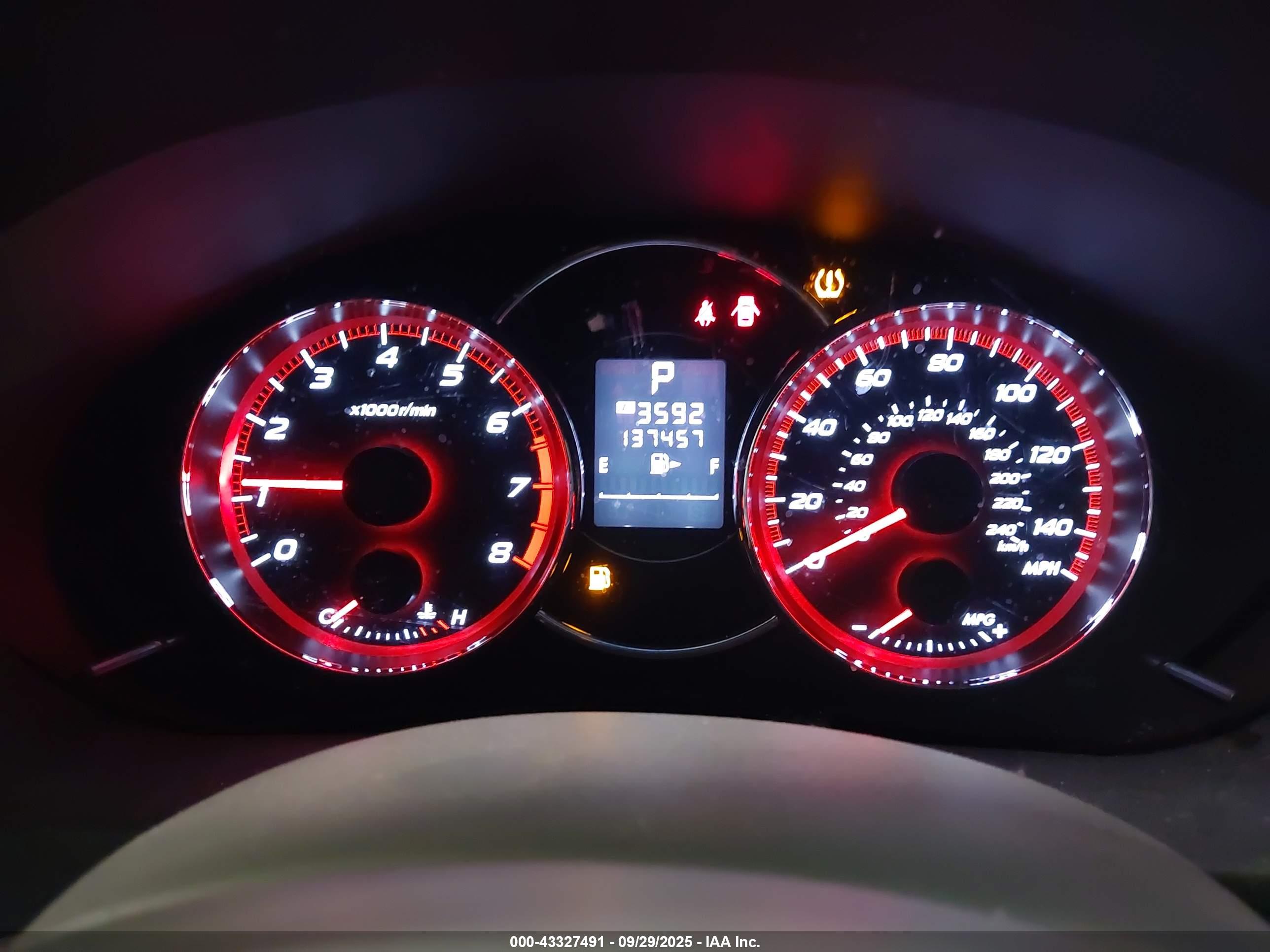 SUBARU FORESTER image 7