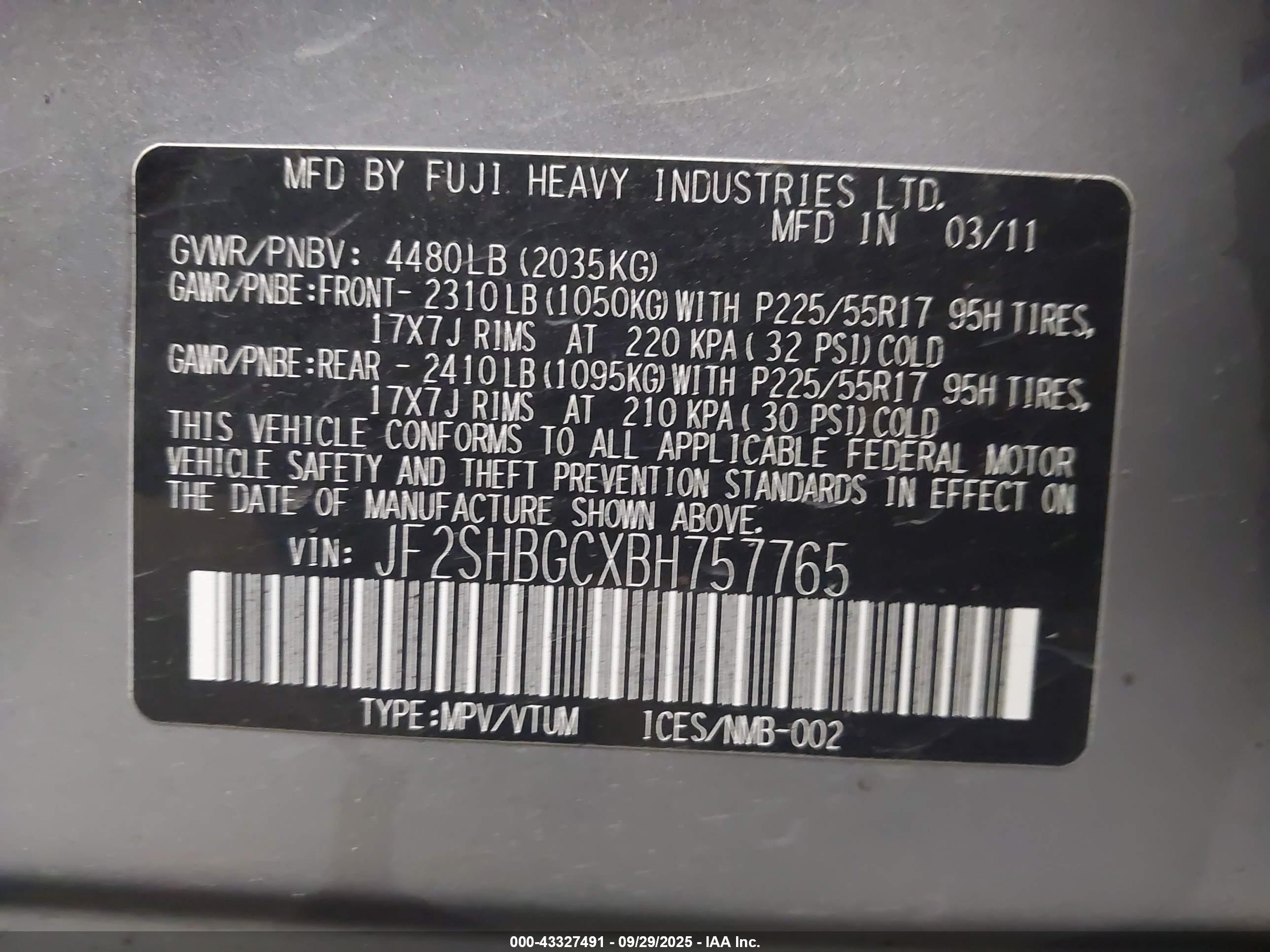 SUBARU FORESTER image 9