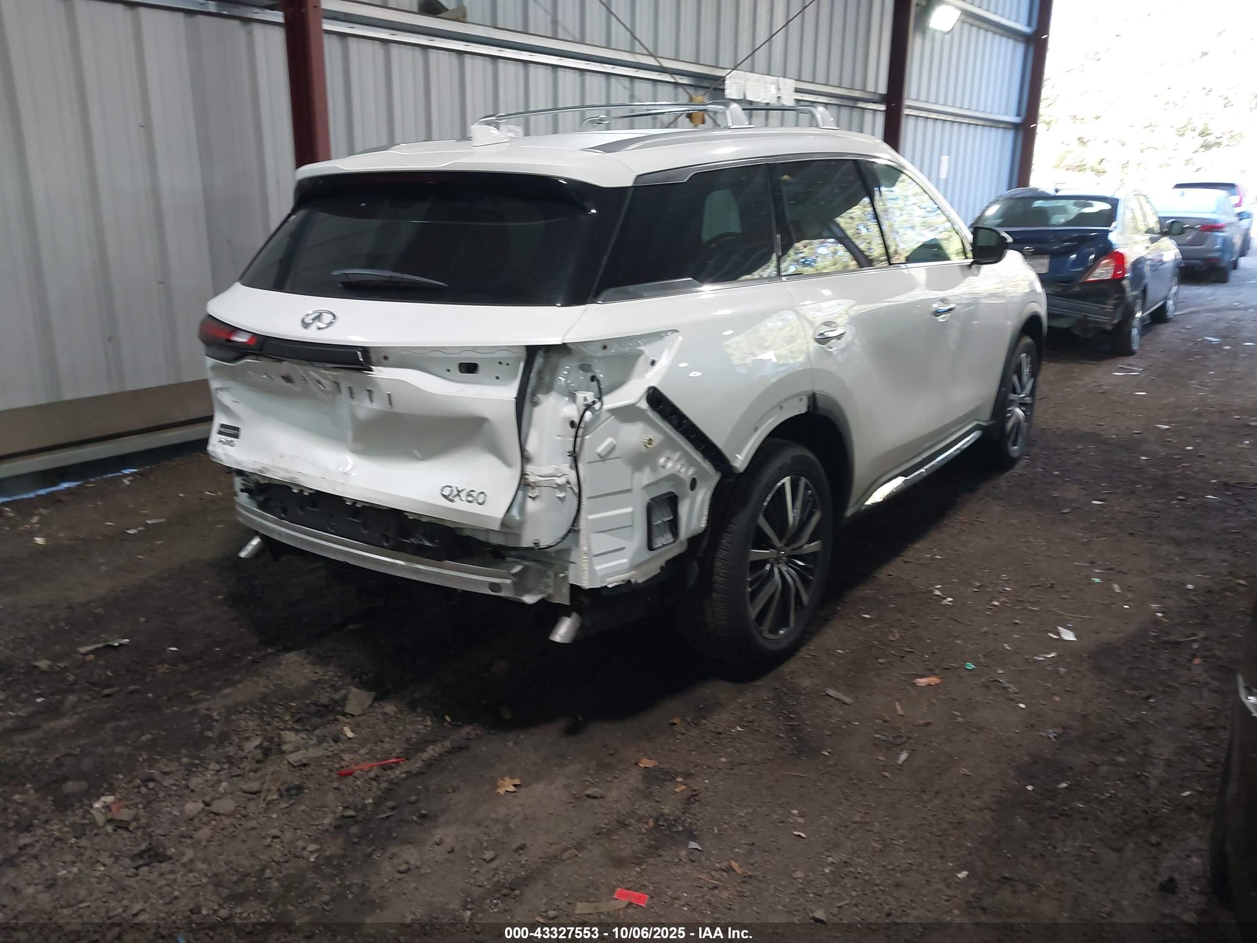 INFINITI QX60 image 4
