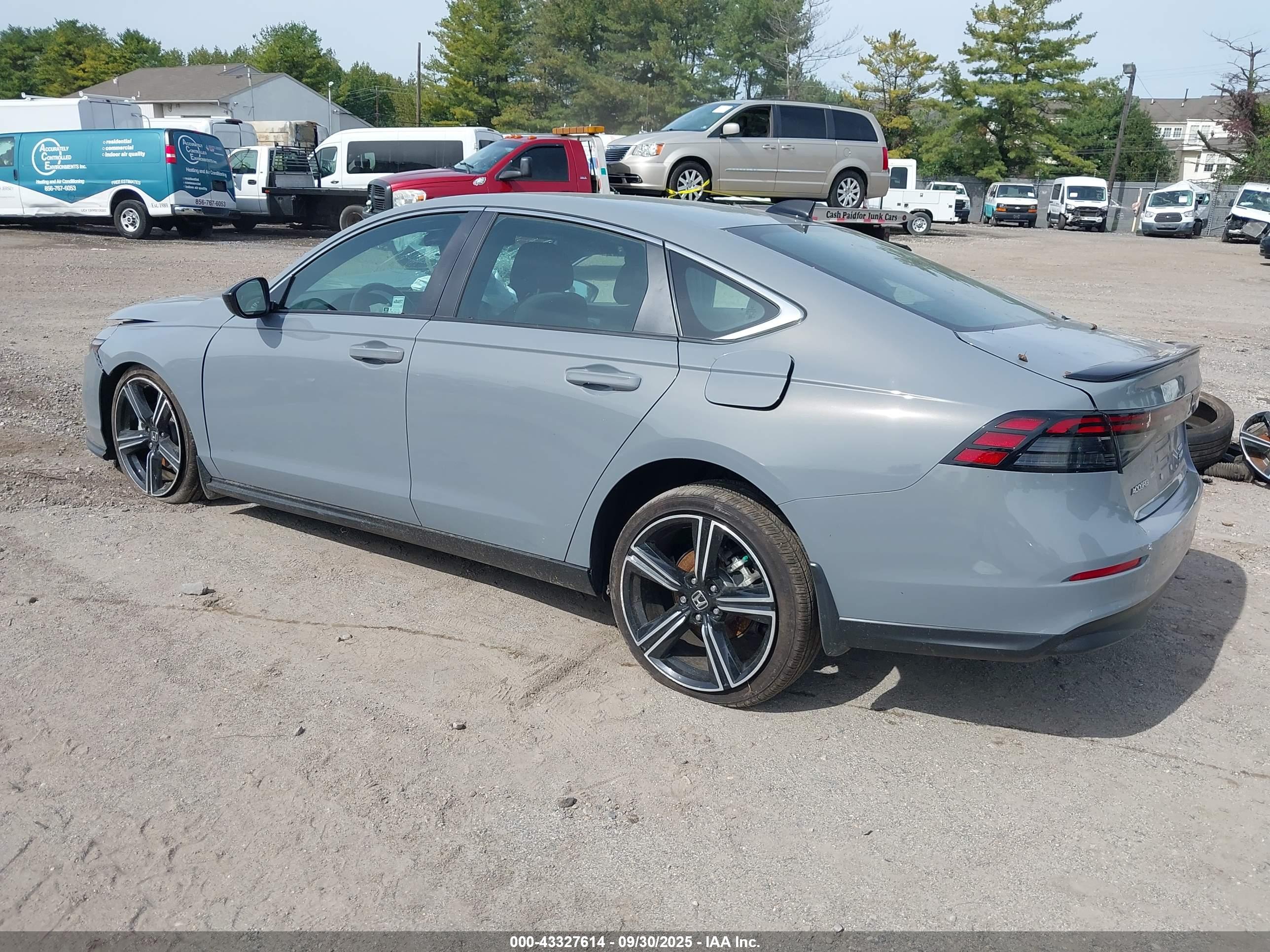 HONDA ACCORD image 3