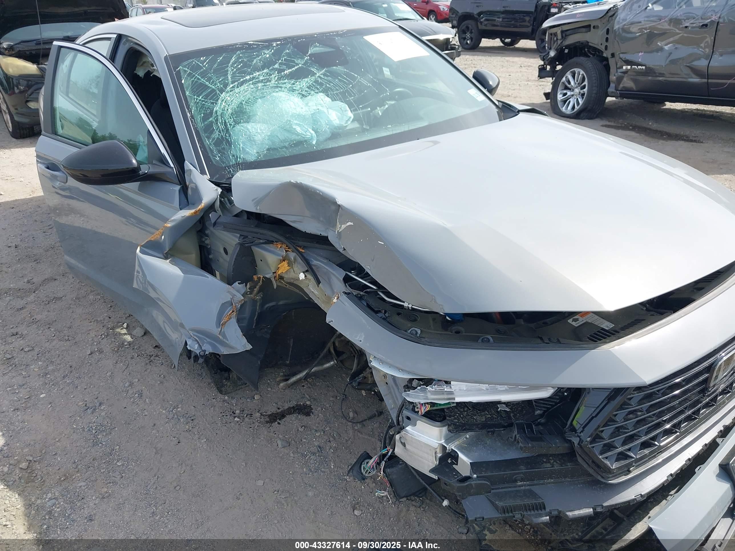 HONDA ACCORD image 6