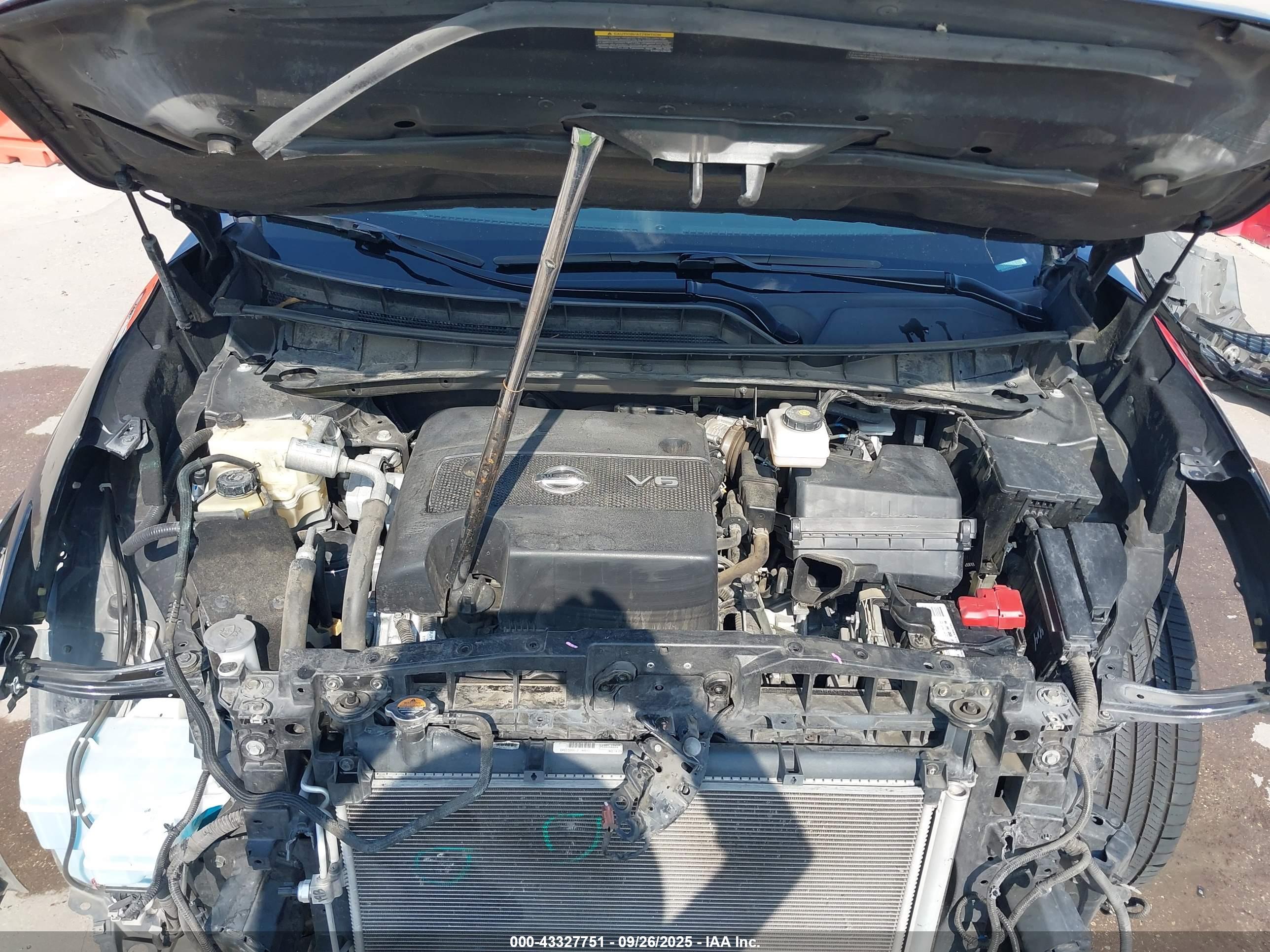 NISSAN MURANO image 10