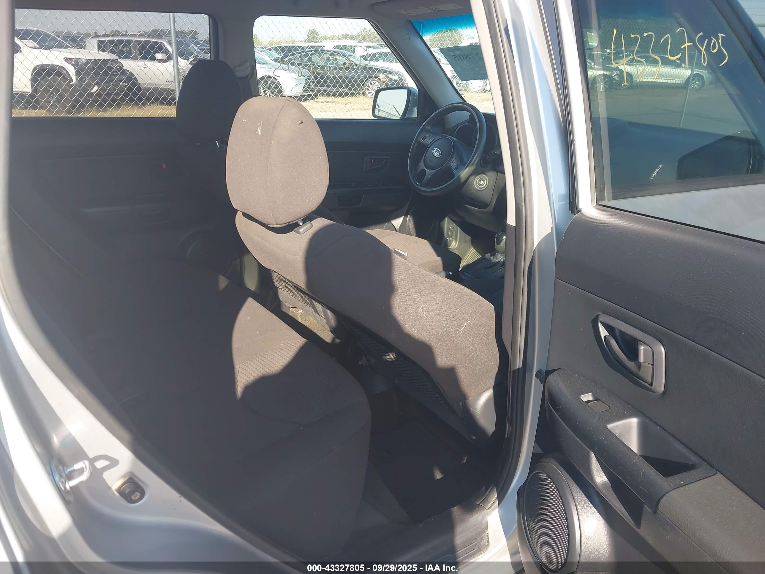 KIA SOUL image 8