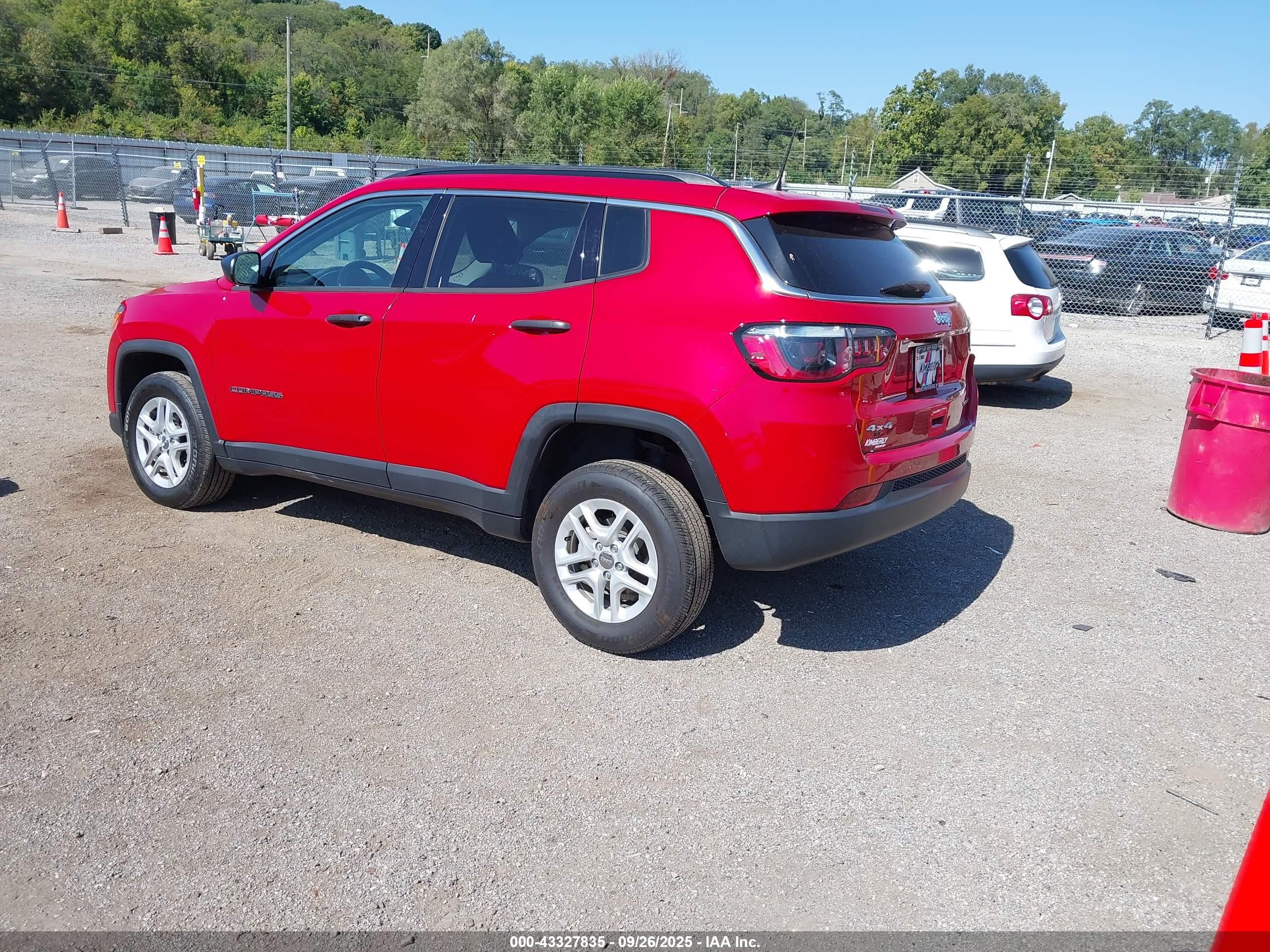 JEEP COMPASS image 3