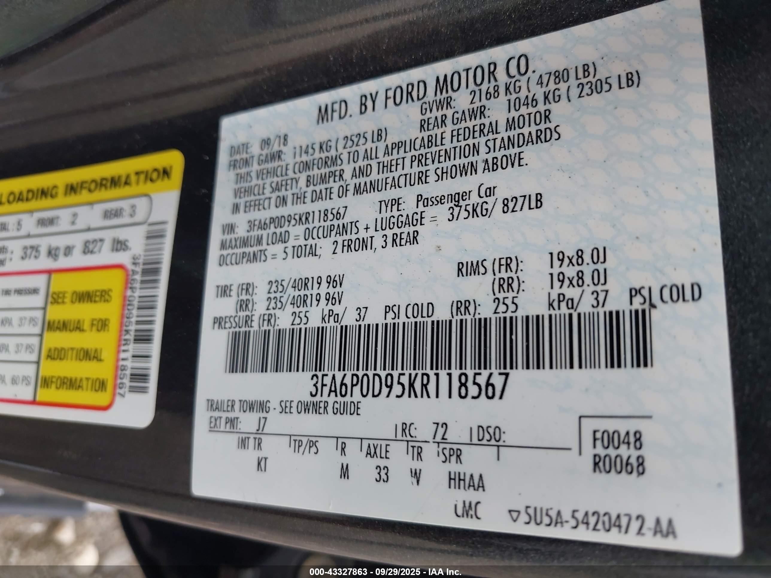 FORD FUSION image 9