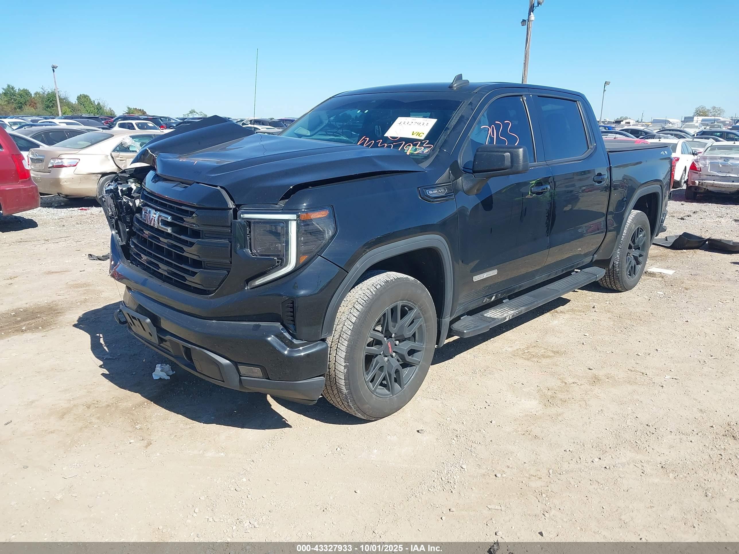 GMC SIERRA image 2