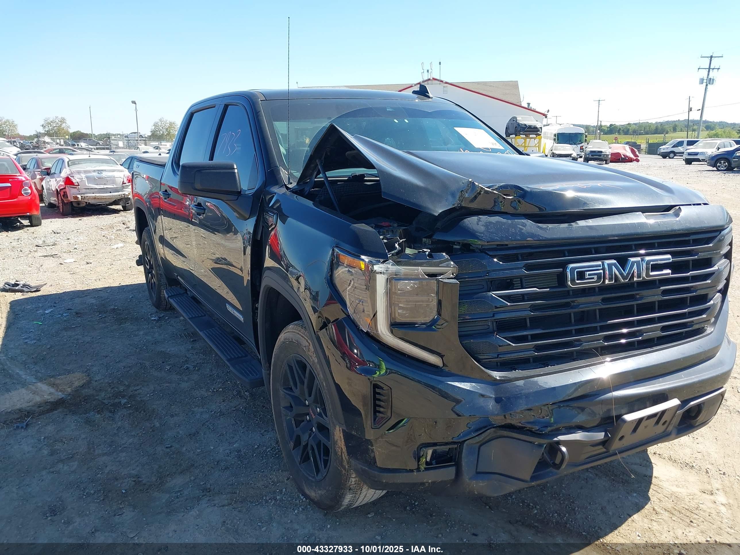GMC SIERRA image 6